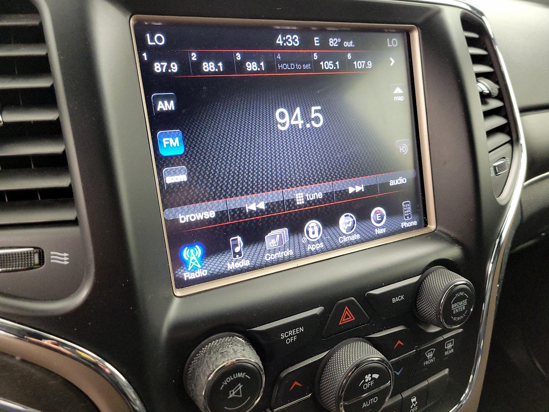 Thumbnail: 2016 Jeep Grand Cherokee - 13