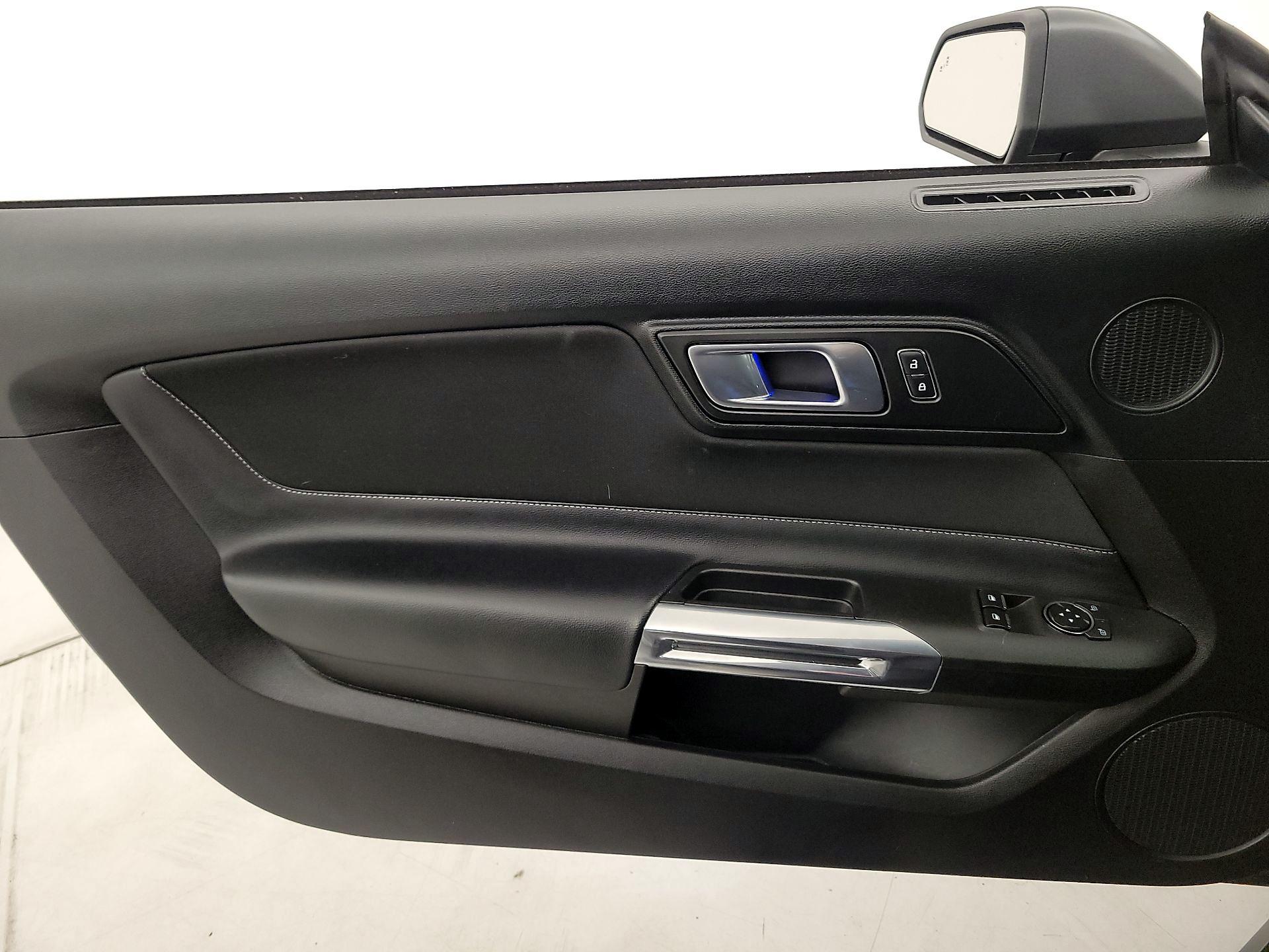 Thumbnail: 2022 Ford Mustang - 12