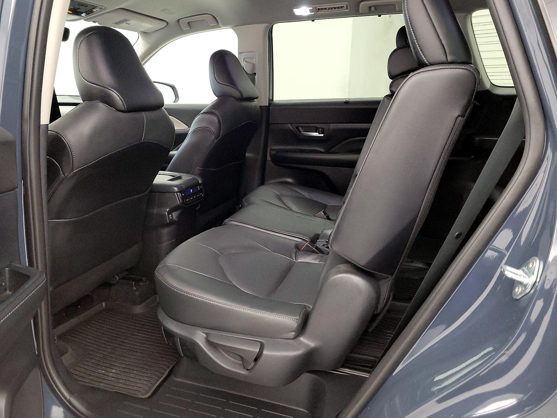 Thumbnail: 2024 Toyota Grand Highlander - 19