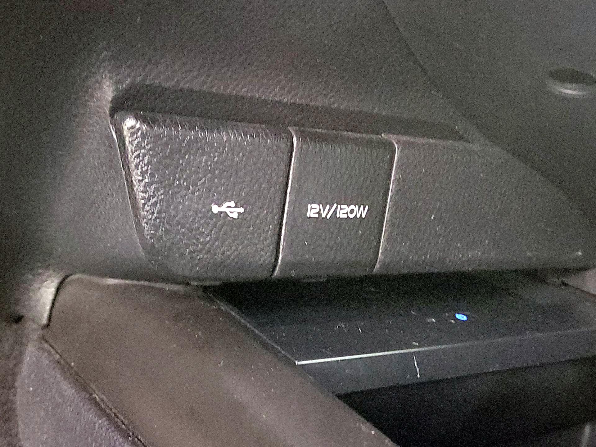 Thumbnail: 2022 Toyota Camry - 18