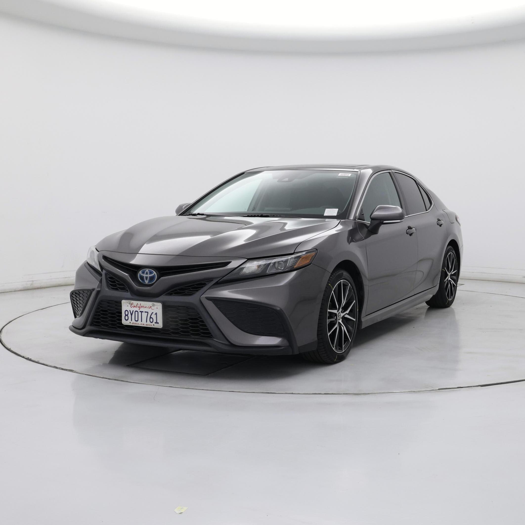 Thumbnail: 2022 Toyota Camry - 4