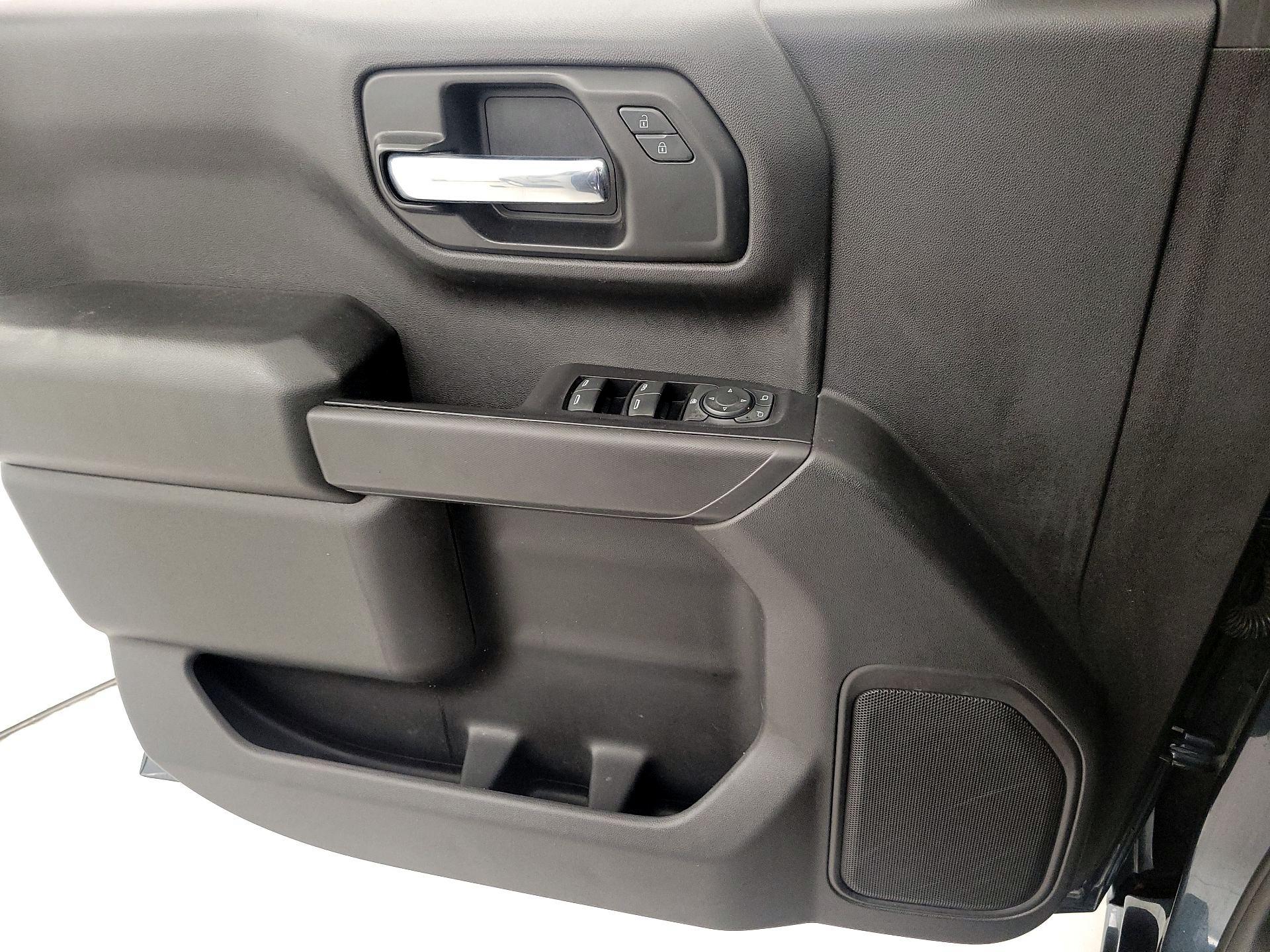 Thumbnail: 2020 Chevrolet Silverado 1500 - 12