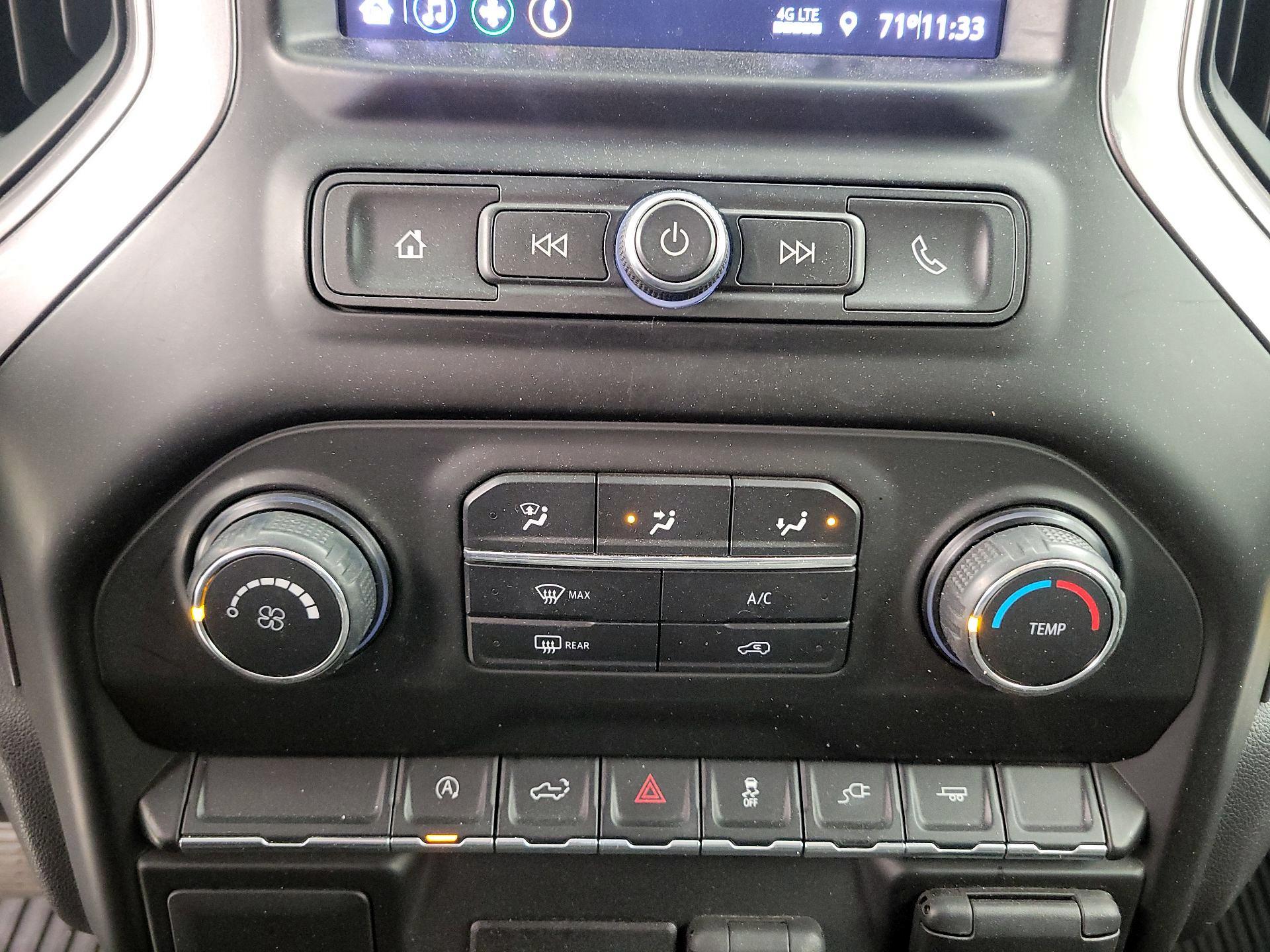 Thumbnail: 2020 Chevrolet Silverado 1500 - 16