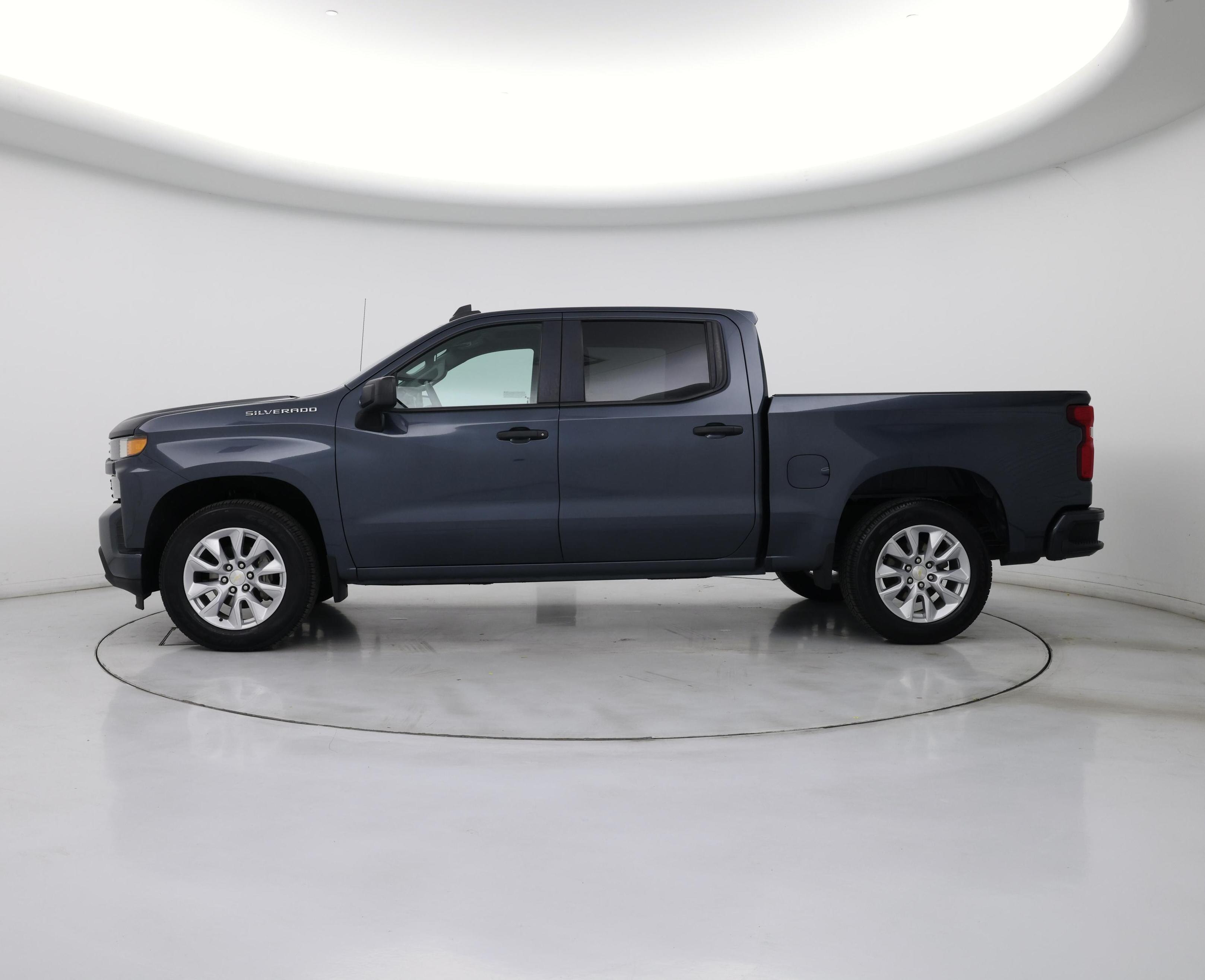 Thumbnail: 2020 Chevrolet Silverado 1500 - 3