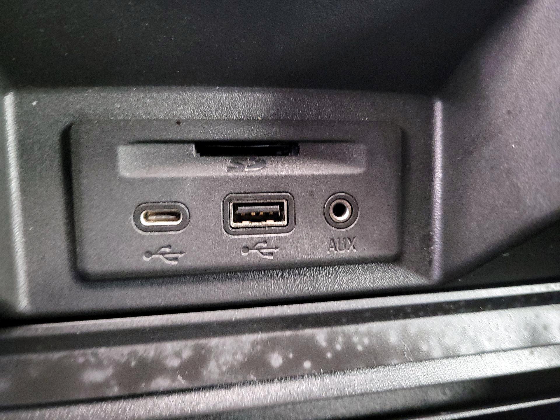 Thumbnail: 2021 GMC Sierra 1500 - 18