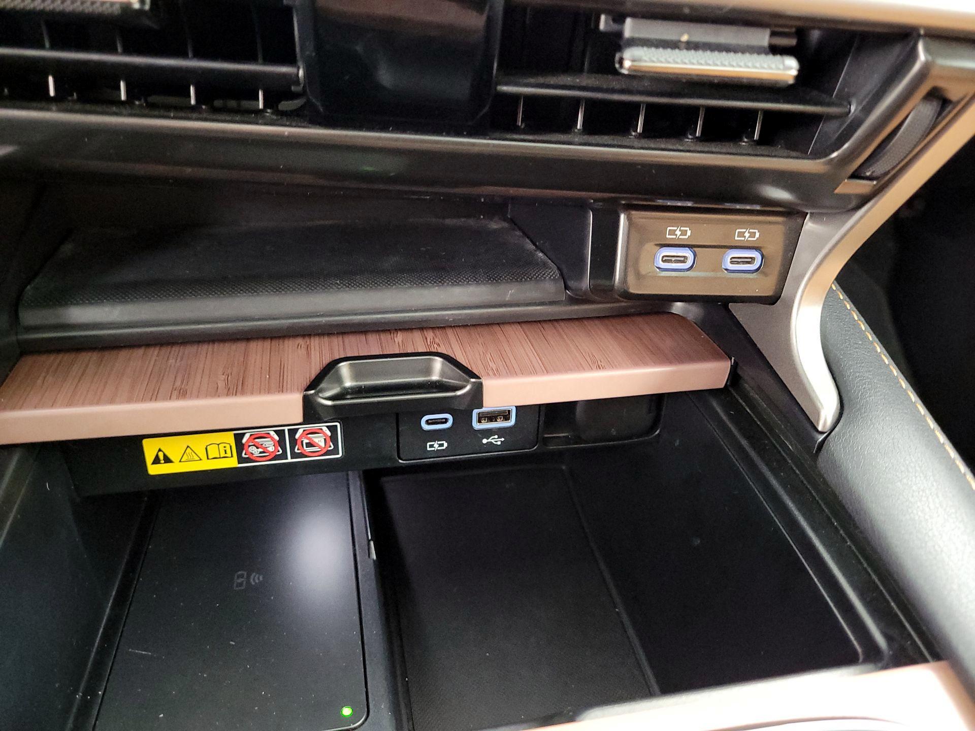 Thumbnail: 2024 Lexus RX - 18