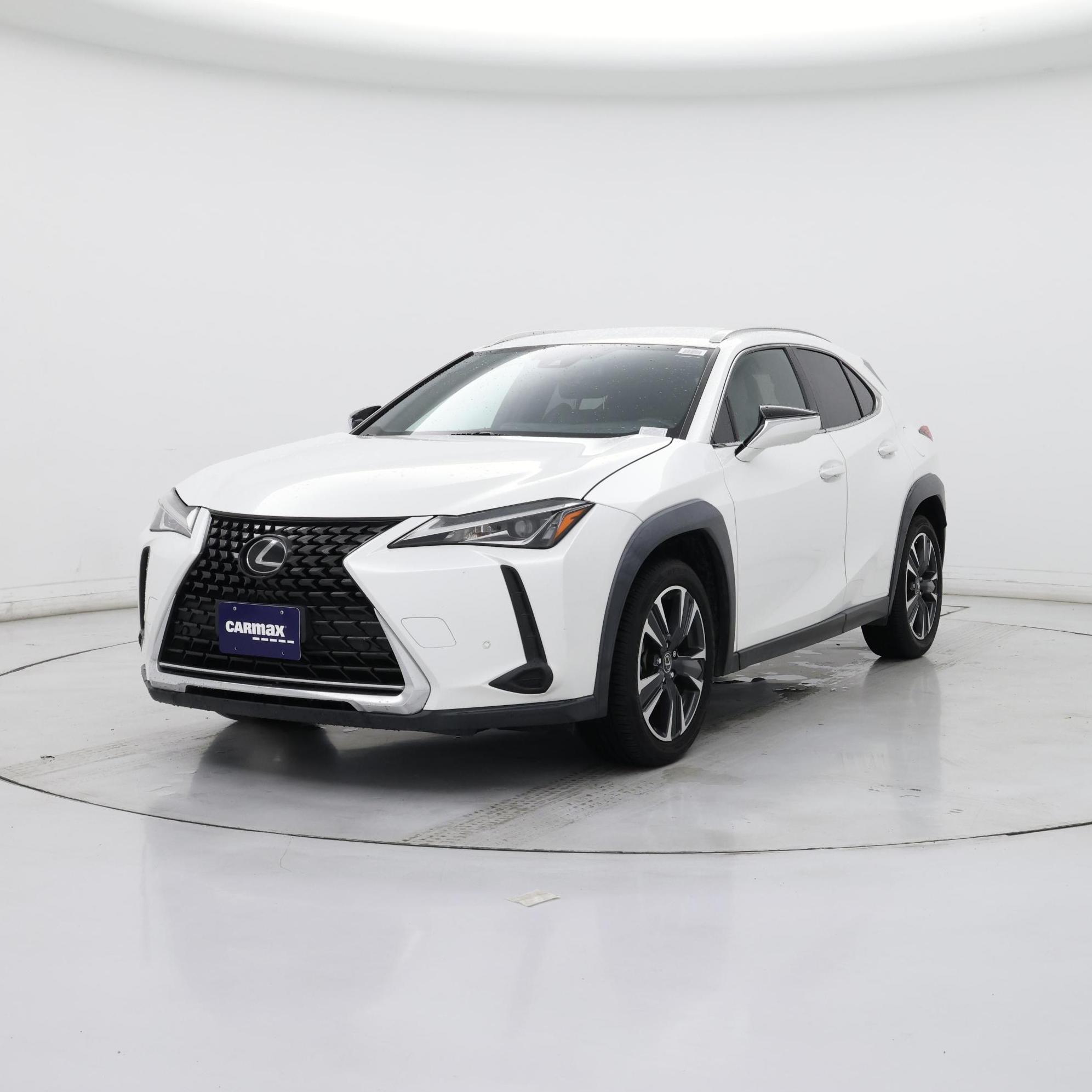Thumbnail: 2021 Lexus UX - 4