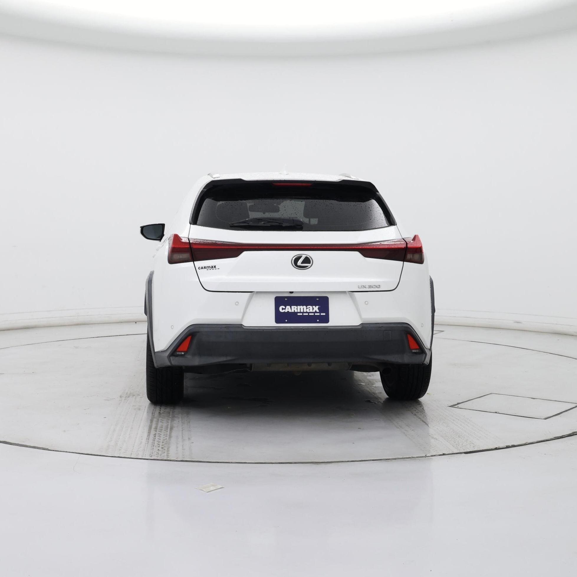 Thumbnail: 2021 Lexus UX - 6