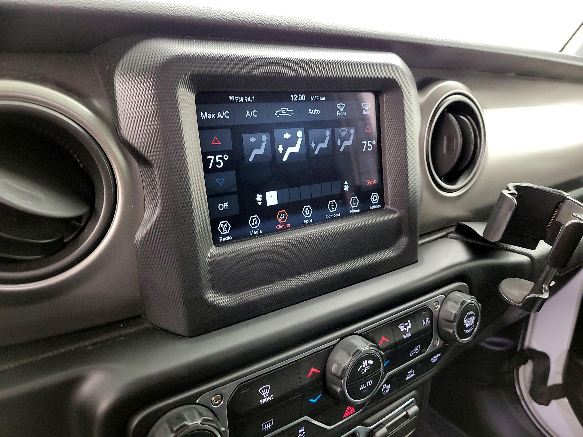 Thumbnail: 2021 Jeep Gladiator - 15