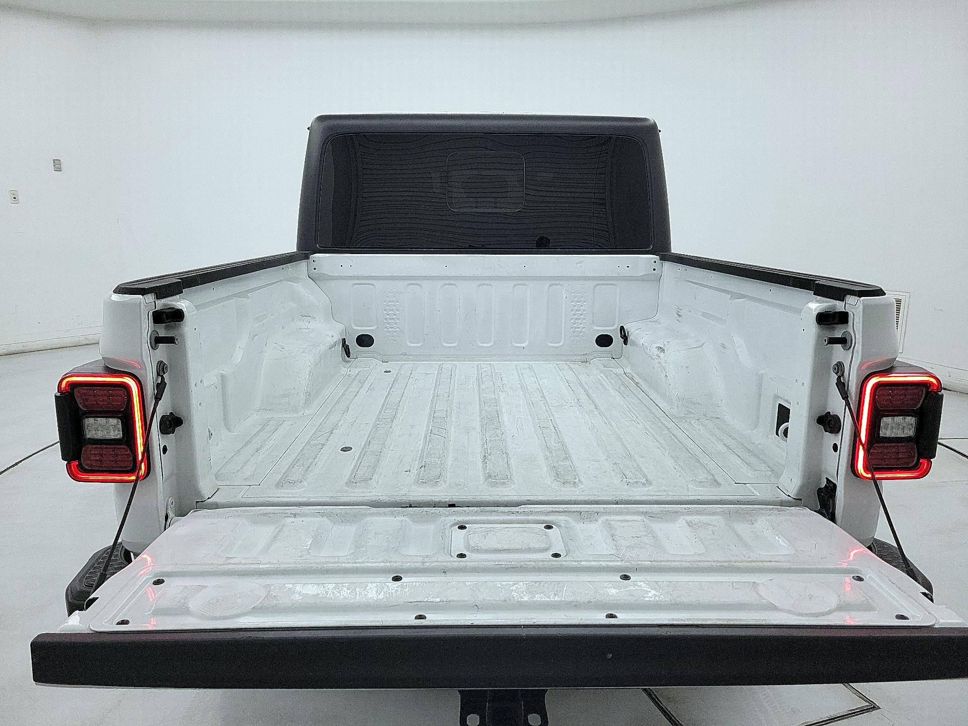 Thumbnail: 2021 Jeep Gladiator - 20