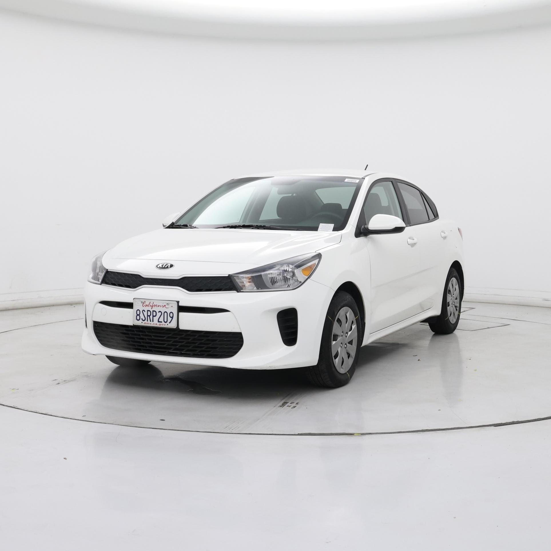 Thumbnail: 2020 Kia Rio - 4