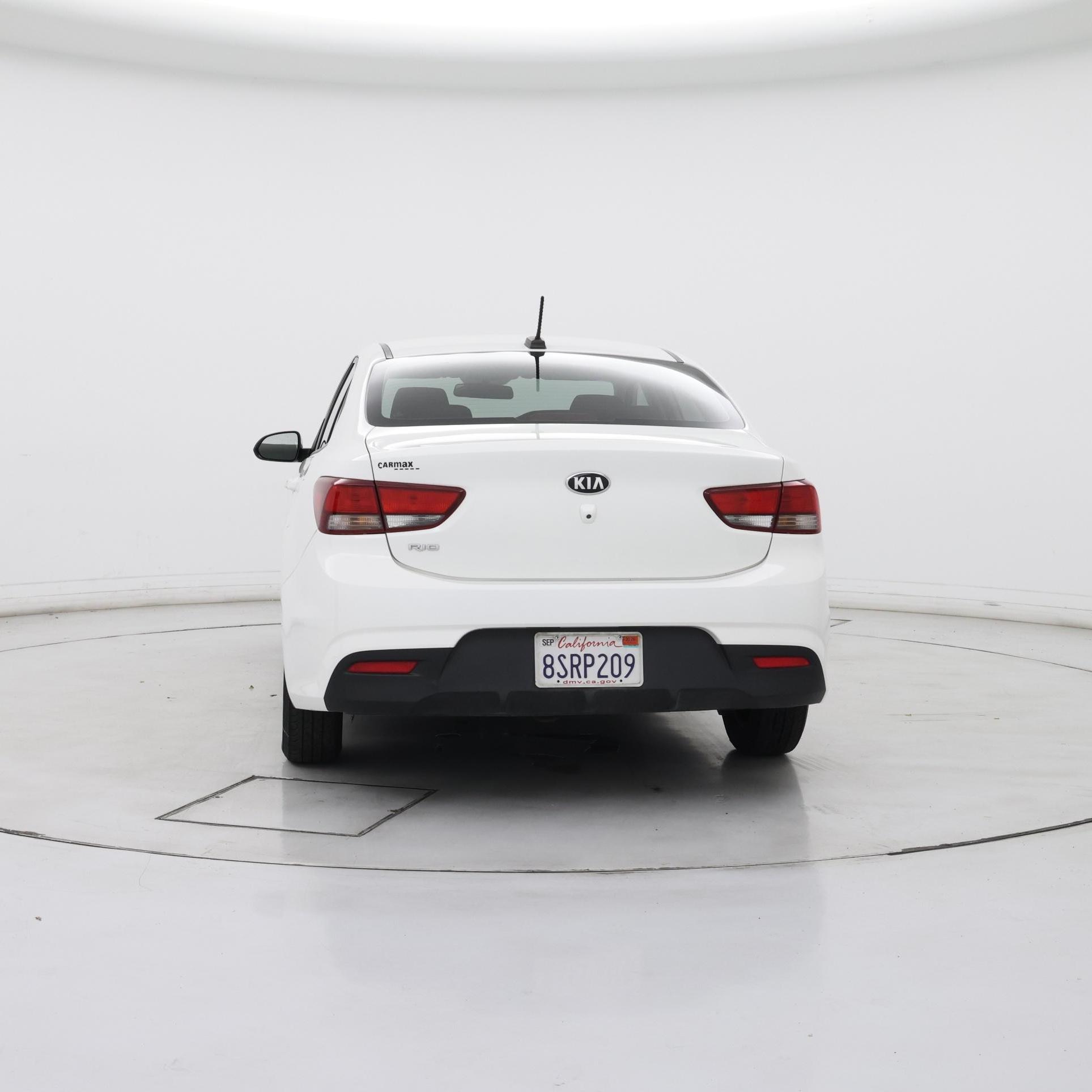 Thumbnail: 2020 Kia Rio - 6