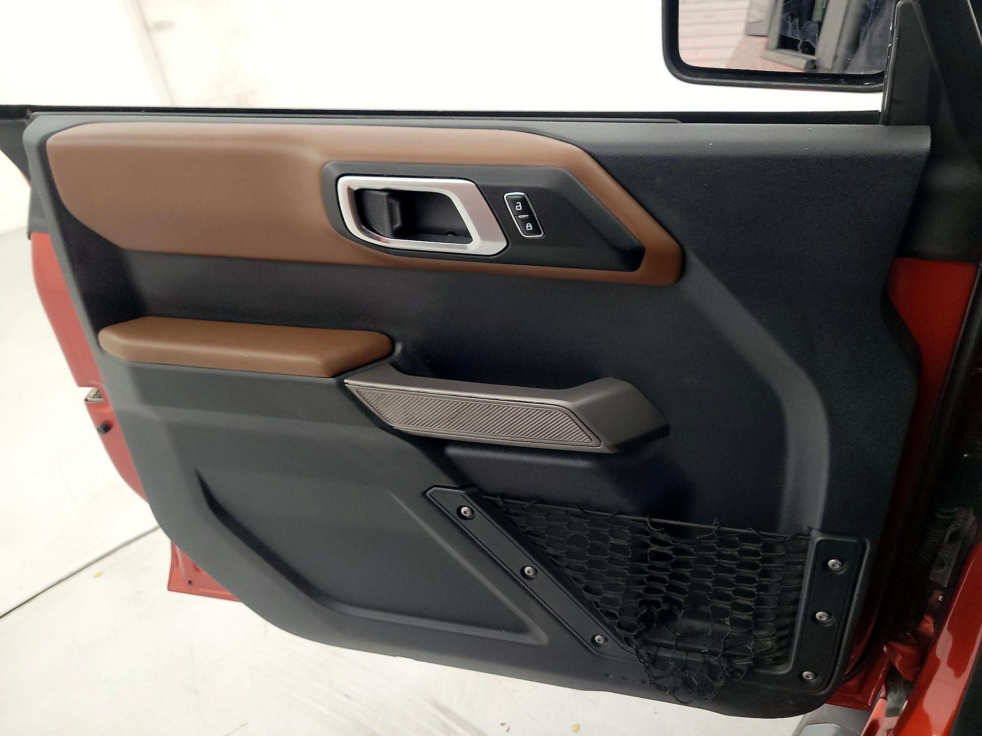 Thumbnail: 2022 Ford Bronco - 12