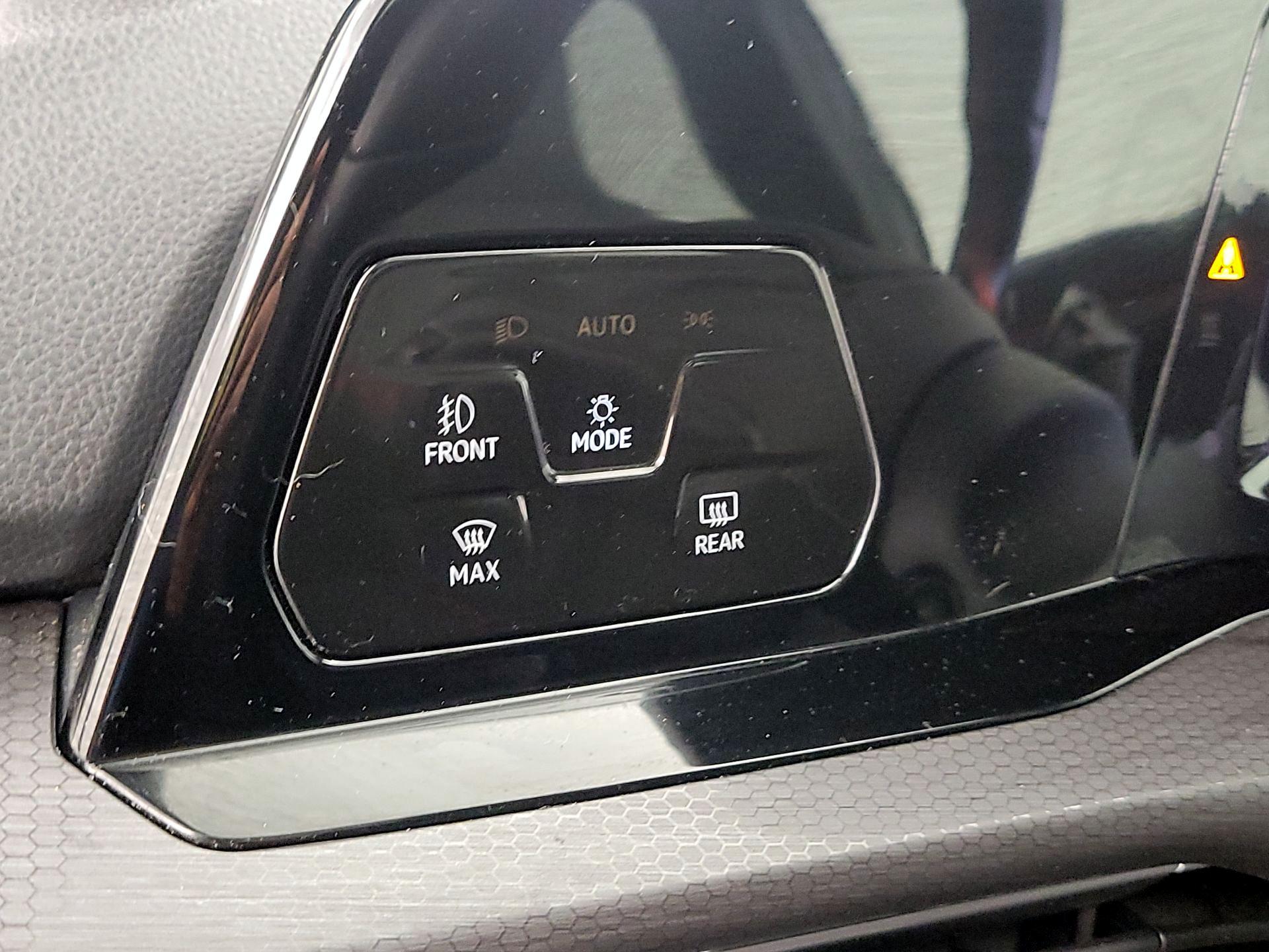 Thumbnail: 2023 Volkswagen Golf - 13