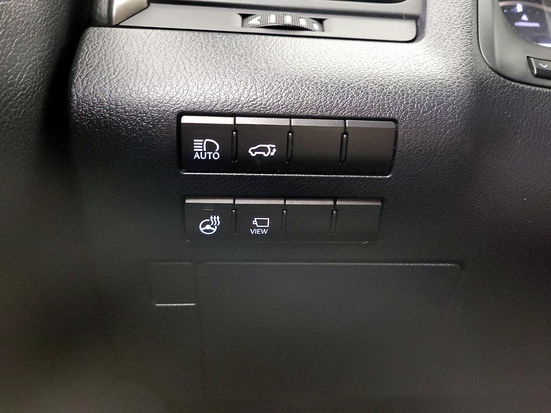 Thumbnail: 2021 Lexus RX - 13