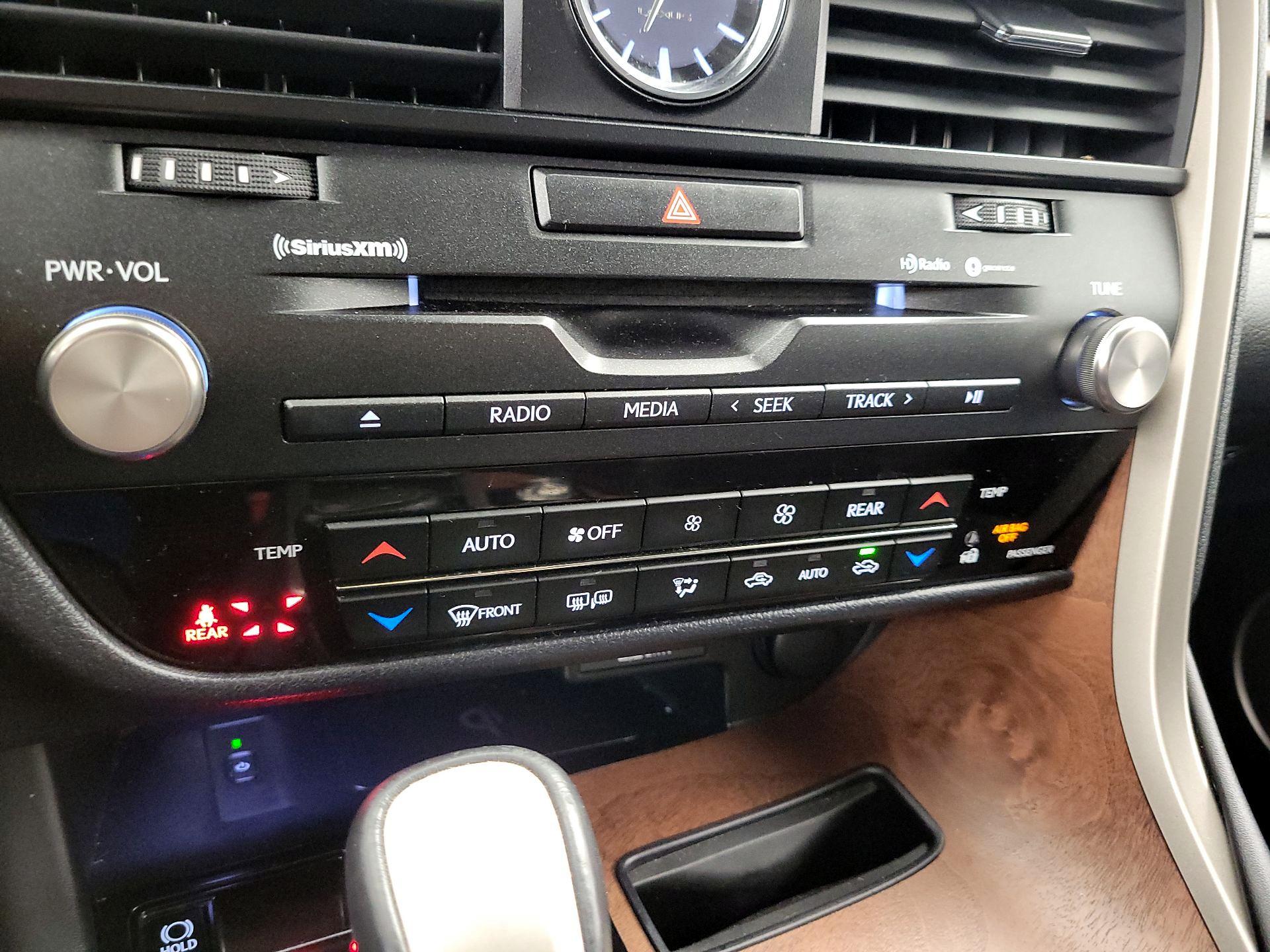 Thumbnail: 2021 Lexus RX - 17