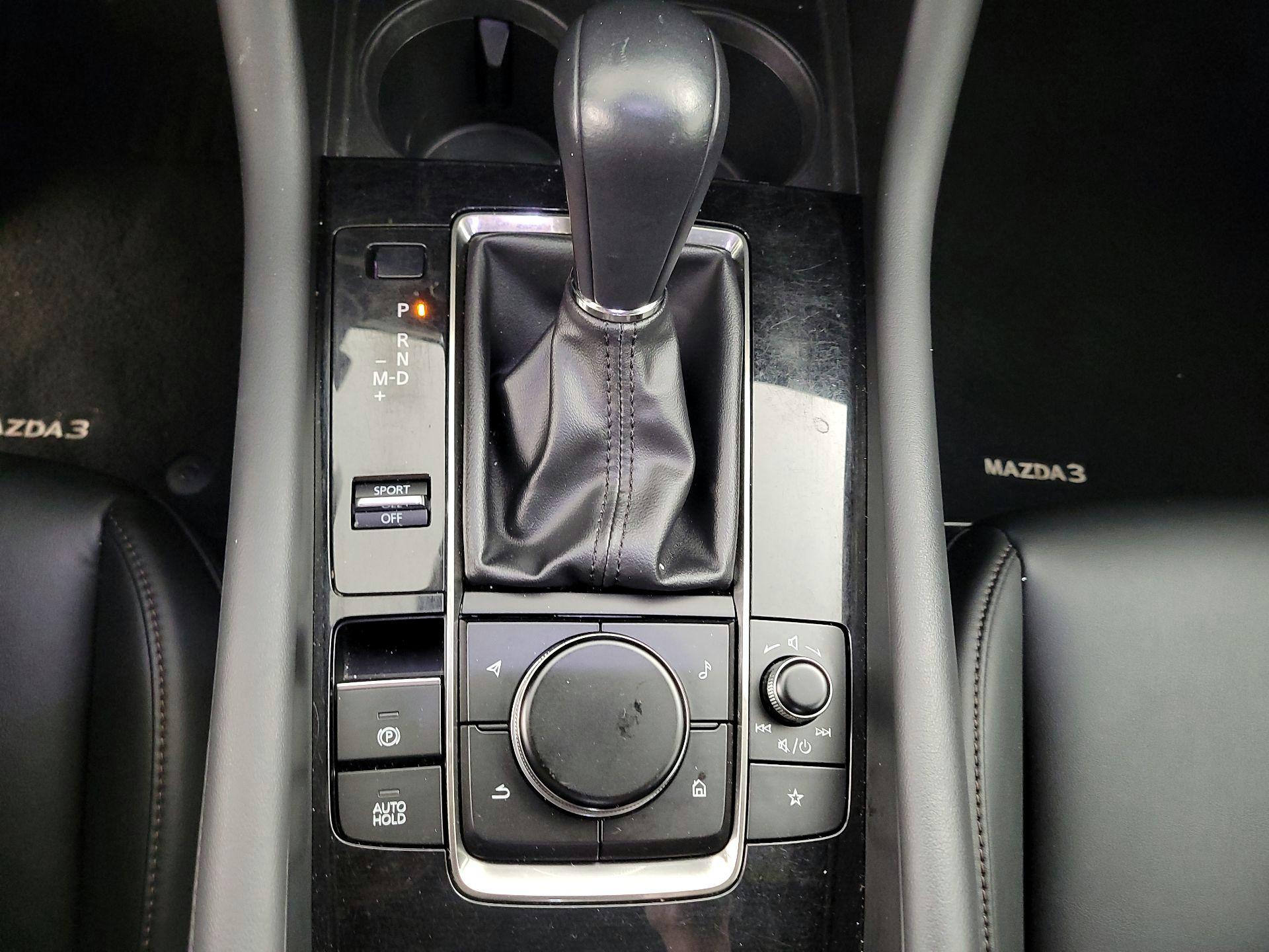 Thumbnail: 2021 Mazda Mazda3 - 17