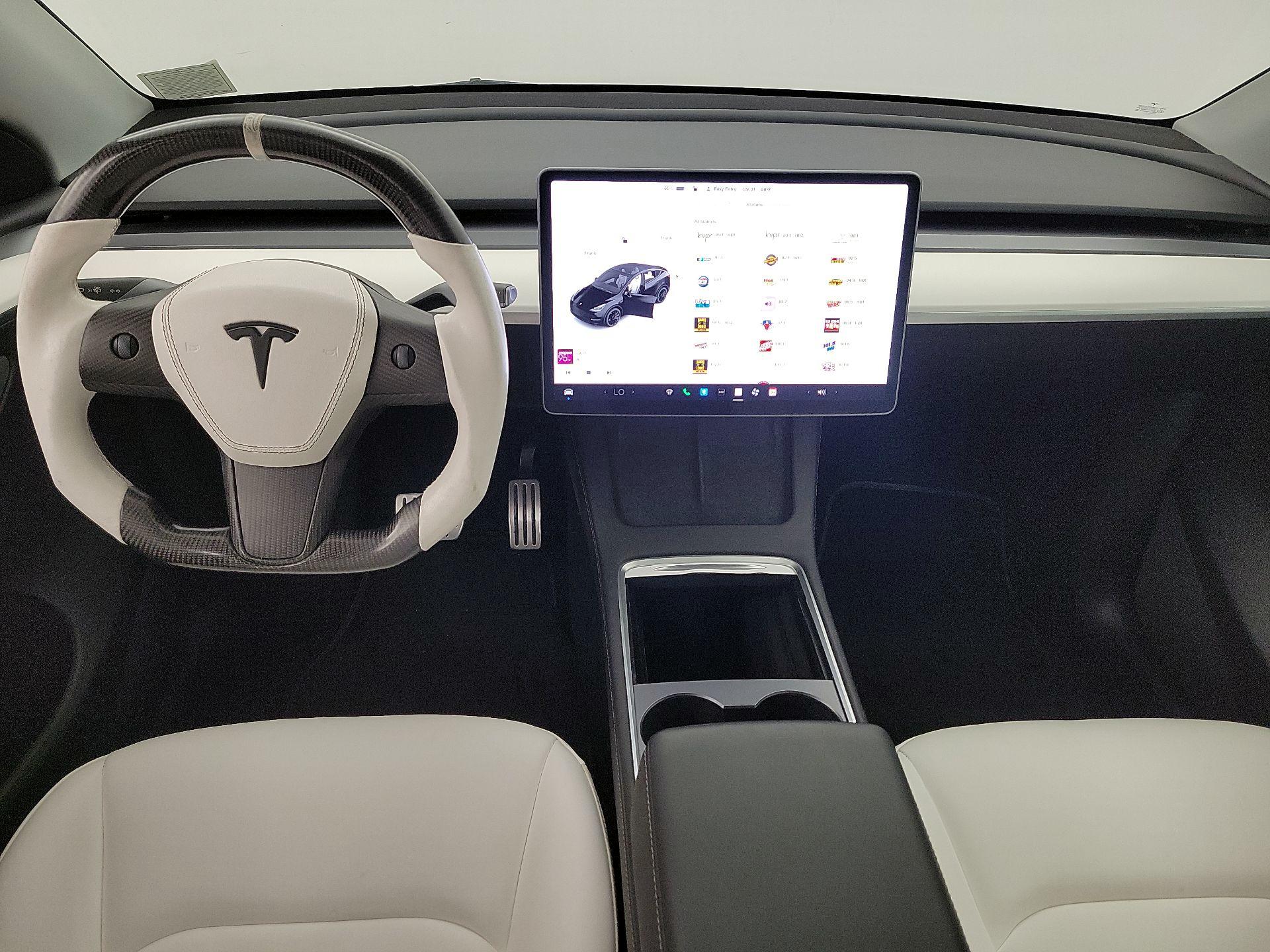 Thumbnail: 2023 Tesla Model Y - 9