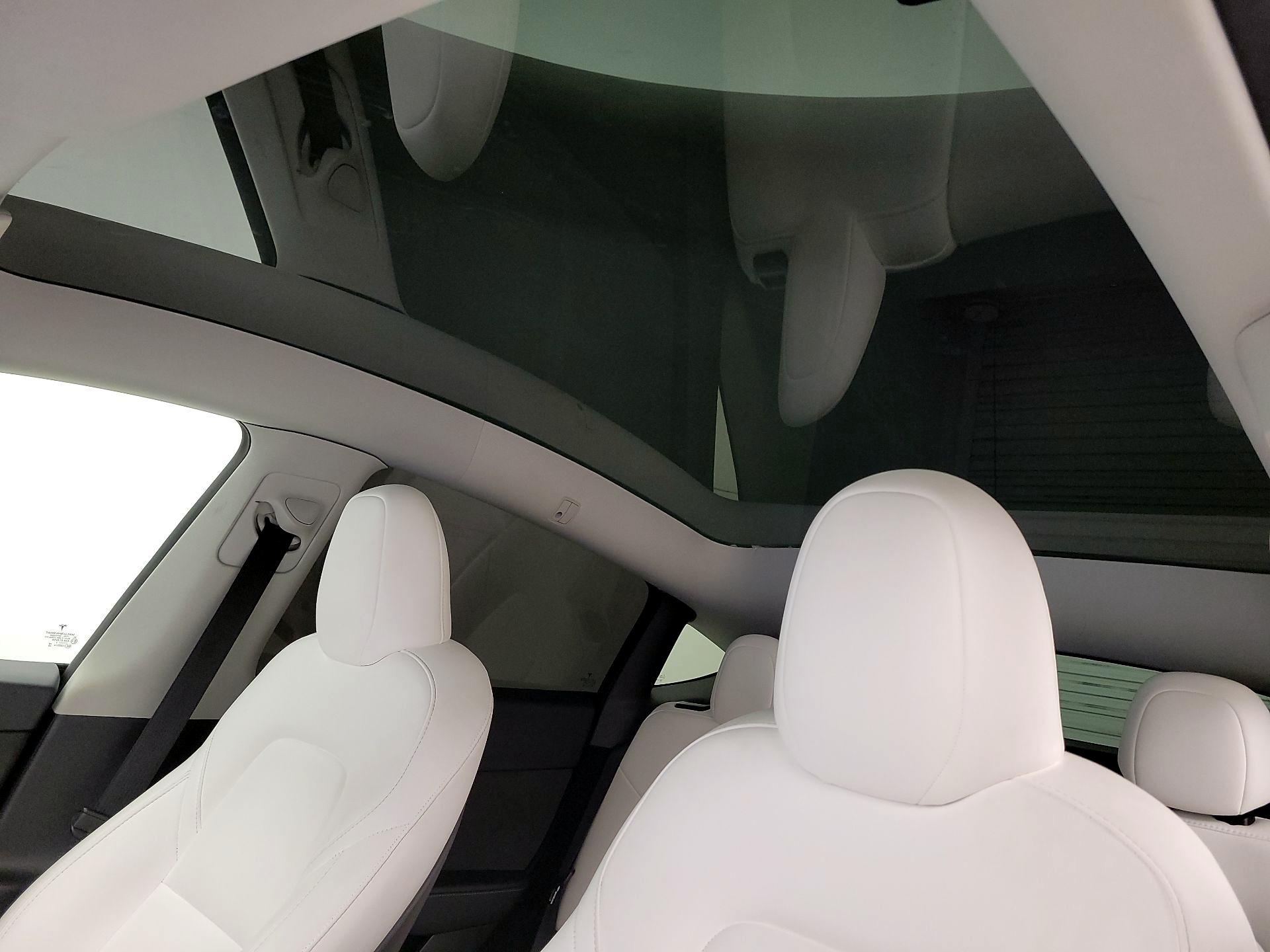 Thumbnail: 2023 Tesla Model Y - 18