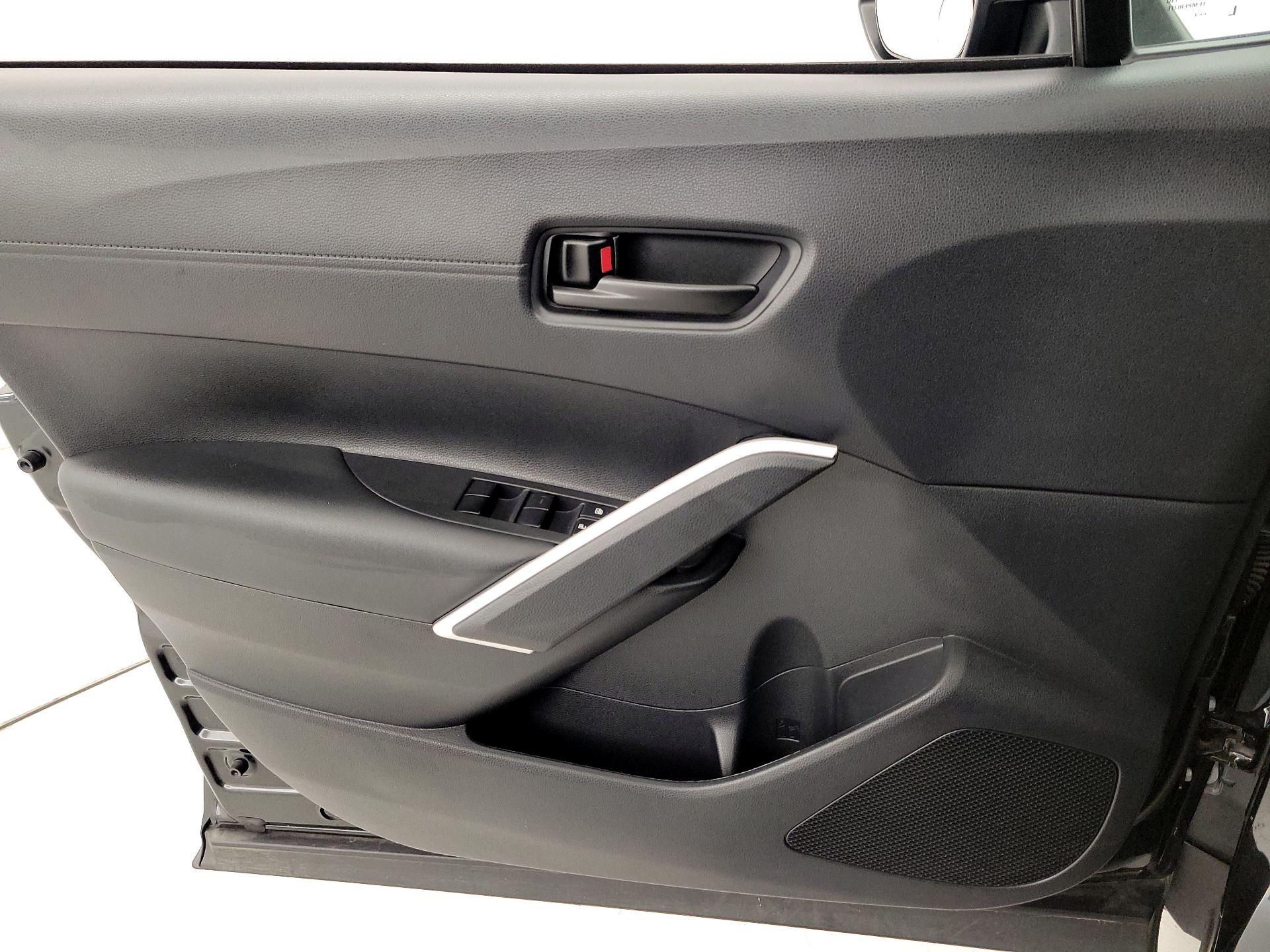 Thumbnail: 2024 Toyota Corolla Cross - 12