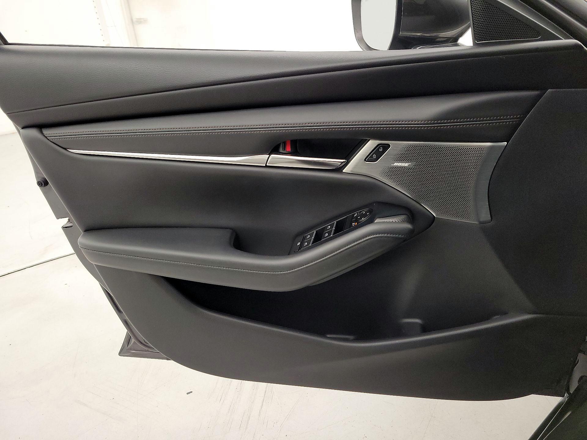 Thumbnail: 2019 Mazda Mazda3 - 12