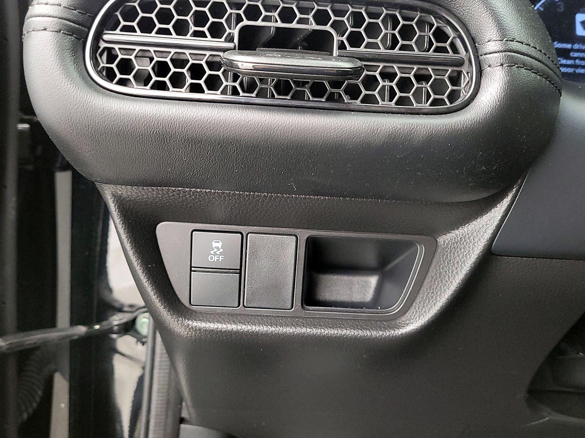 Thumbnail: 2025 Honda HR-V - 13