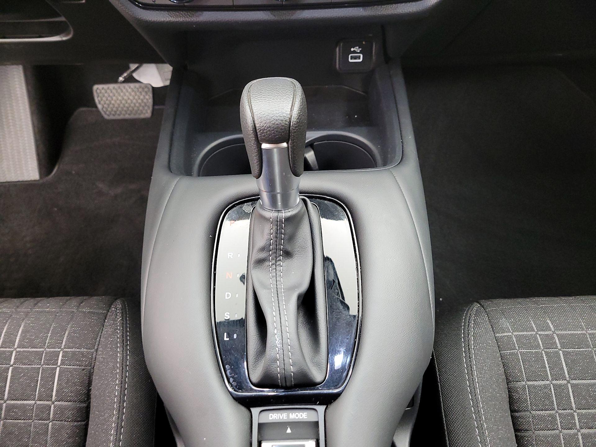 Thumbnail: 2025 Honda HR-V - 17