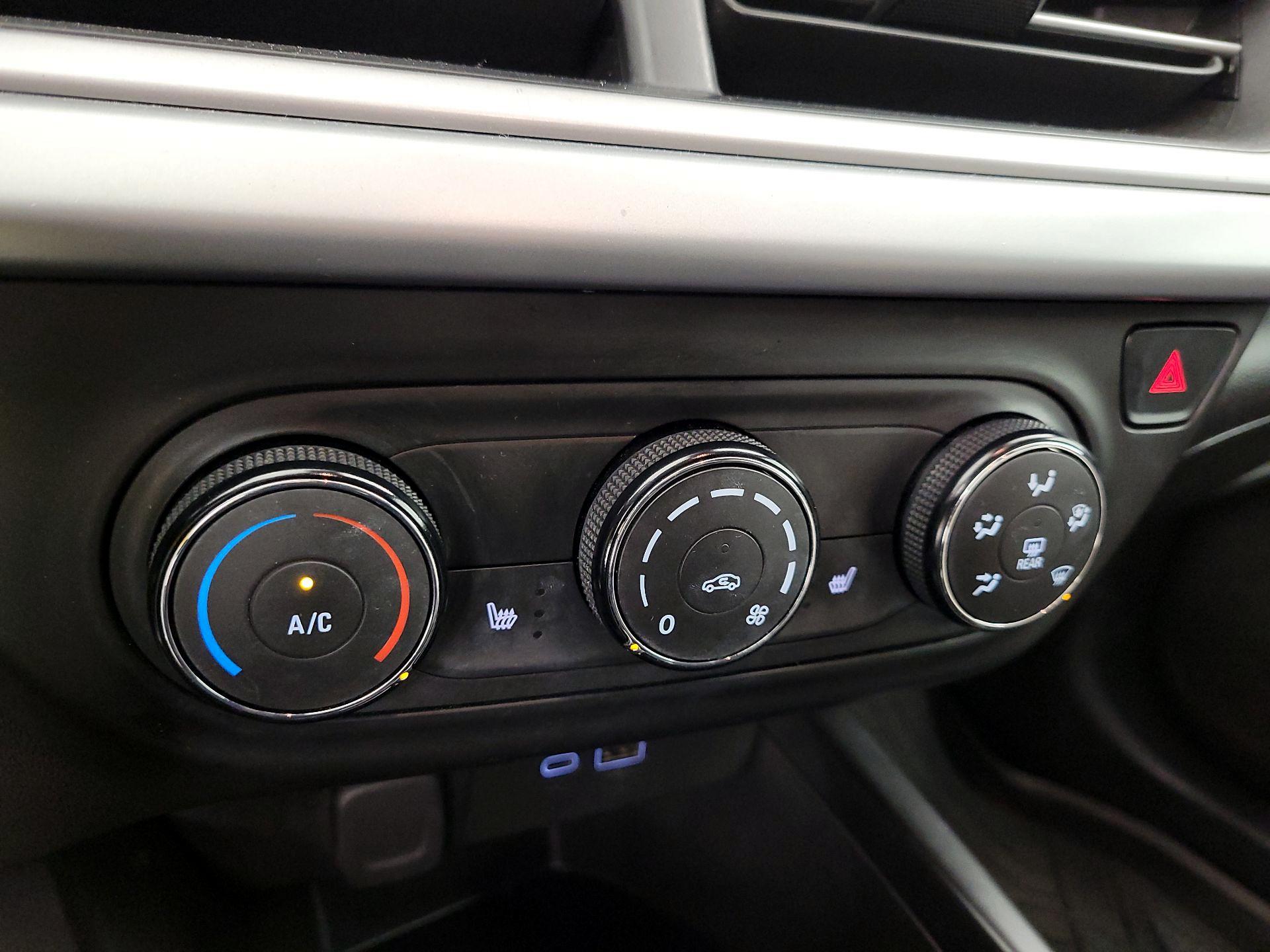 Thumbnail: 2024 Chevrolet Trax - 16