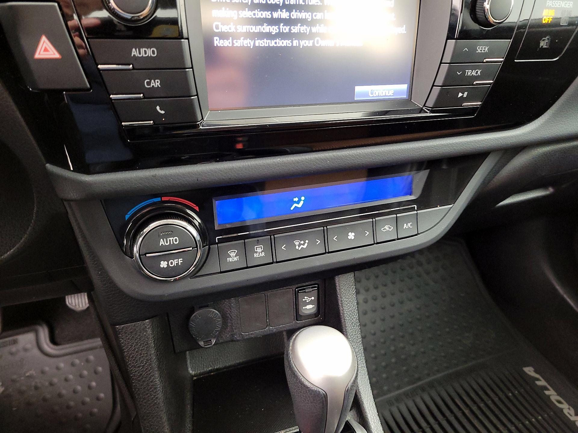 Thumbnail: 2016 Toyota Corolla - 16