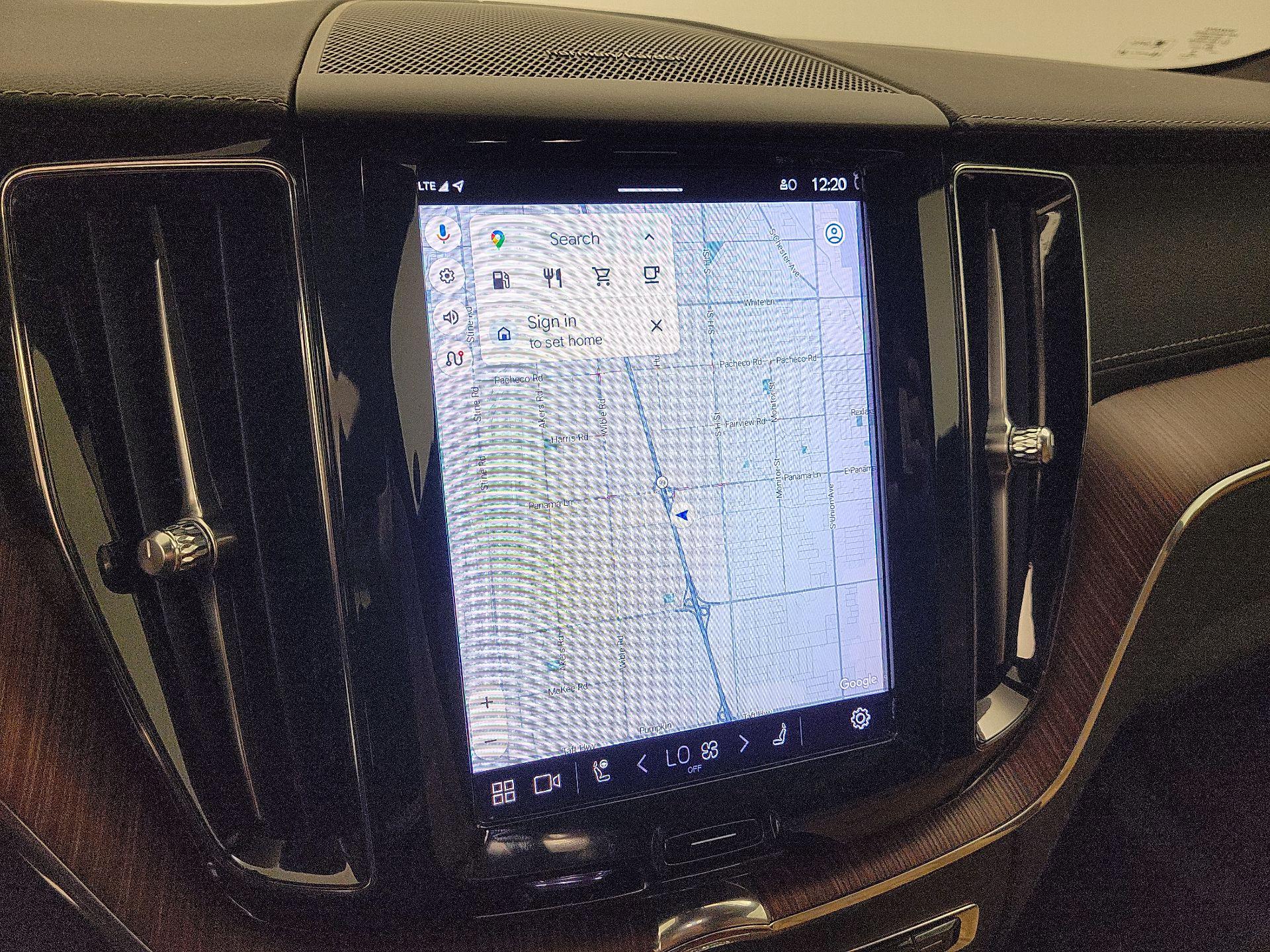 Thumbnail: 2023 Volvo XC60 - 14