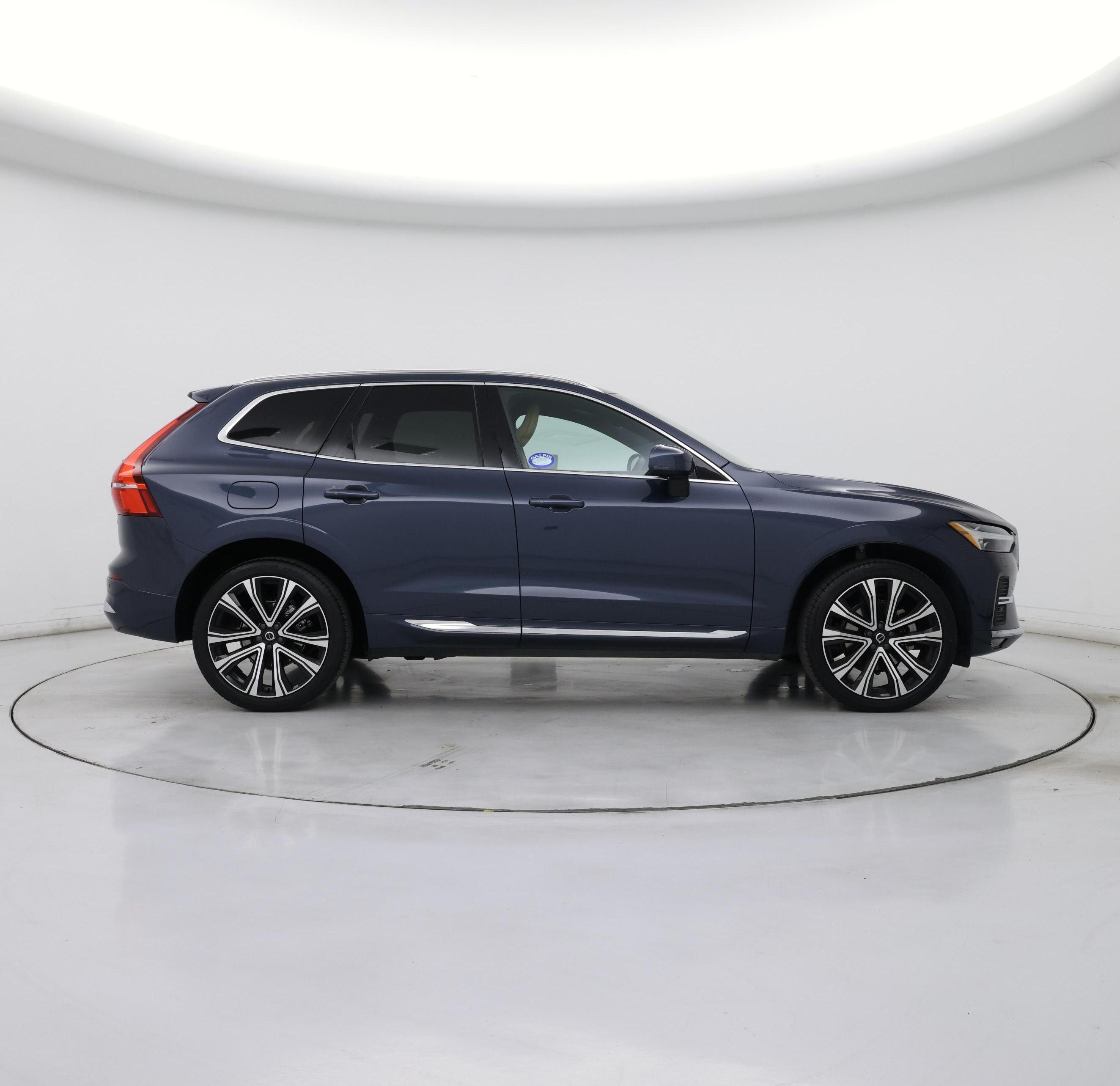 Thumbnail: 2023 Volvo XC60 - 7