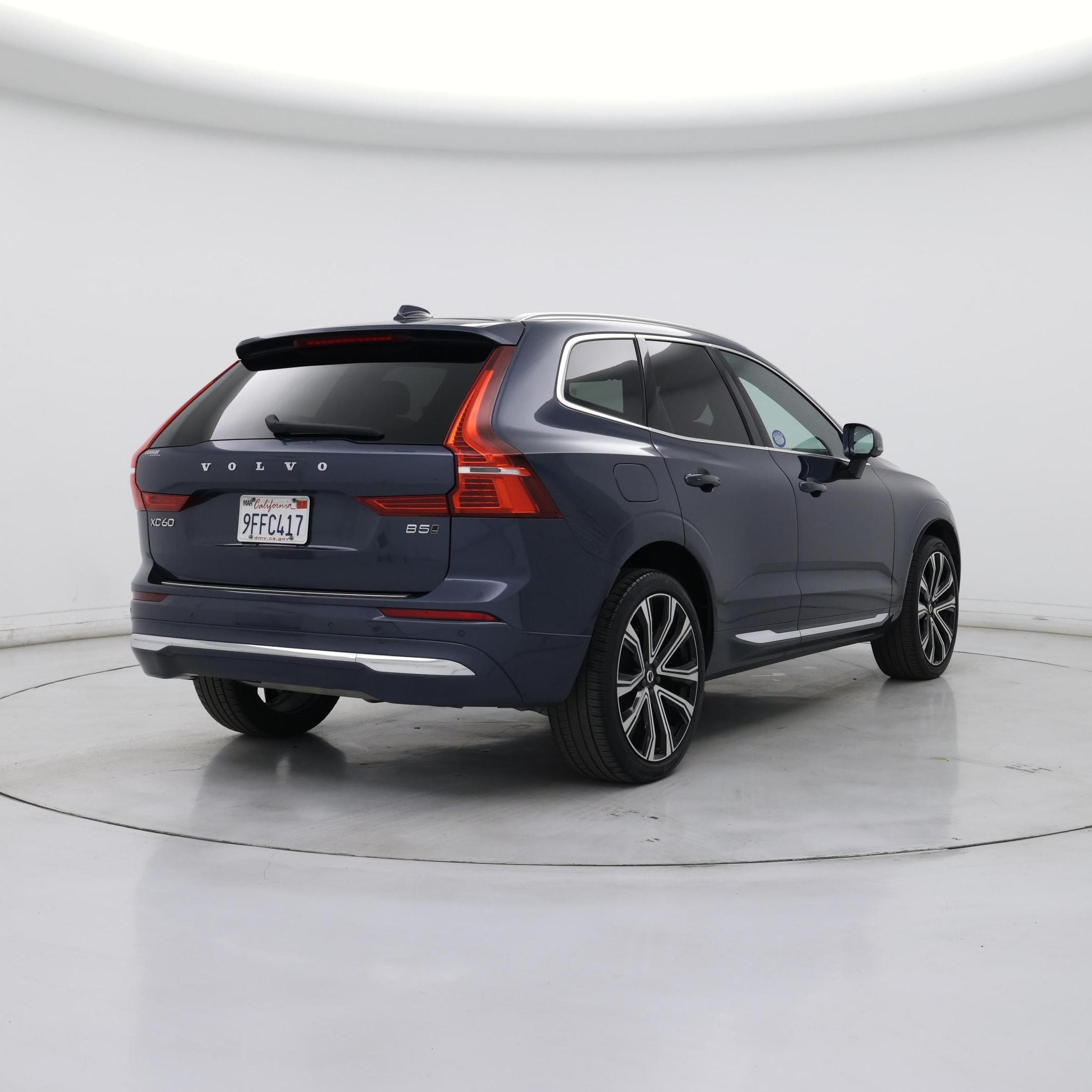 Thumbnail: 2023 Volvo XC60 - 8