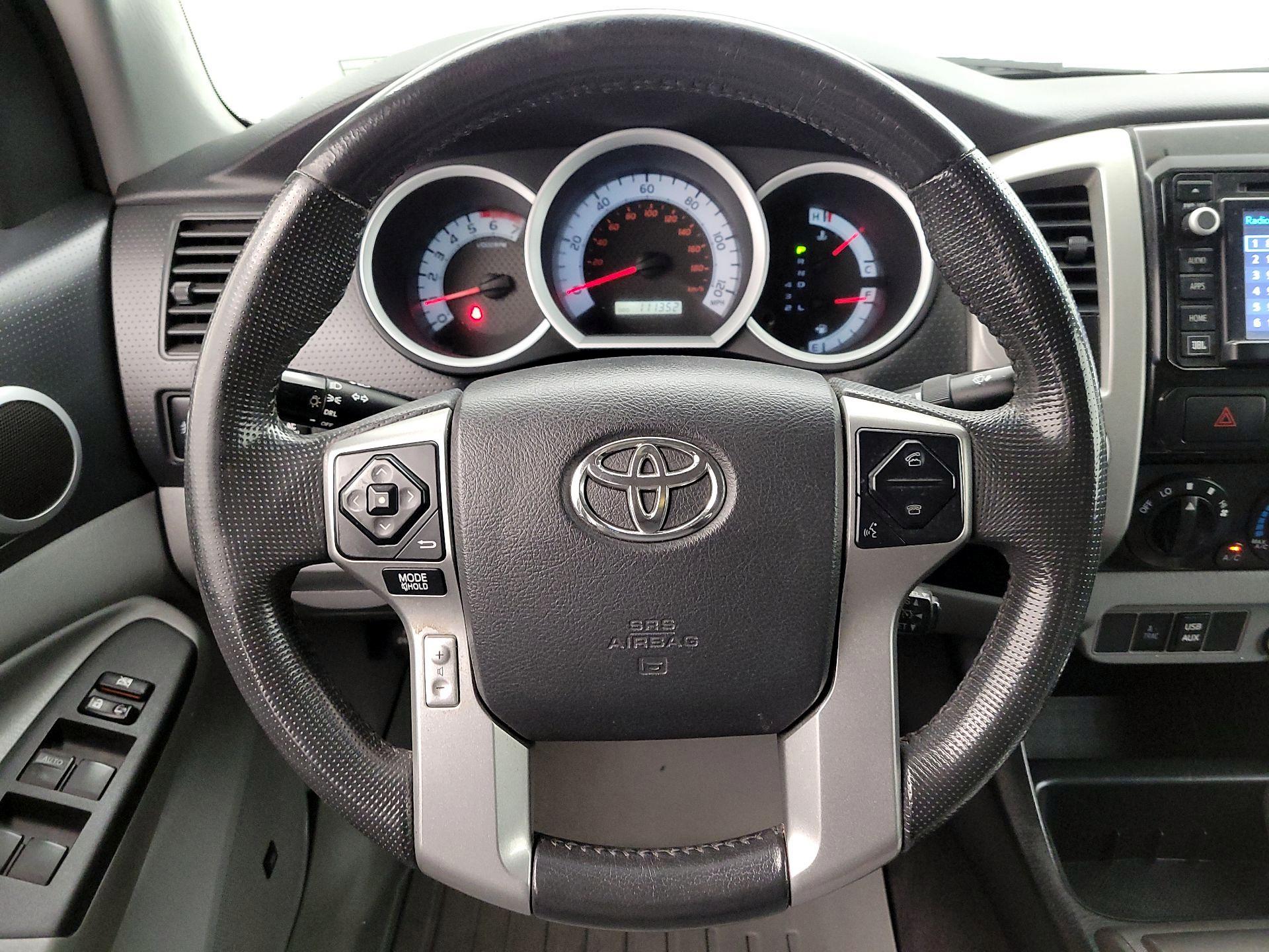 Thumbnail: 2014 Toyota Tacoma - 10