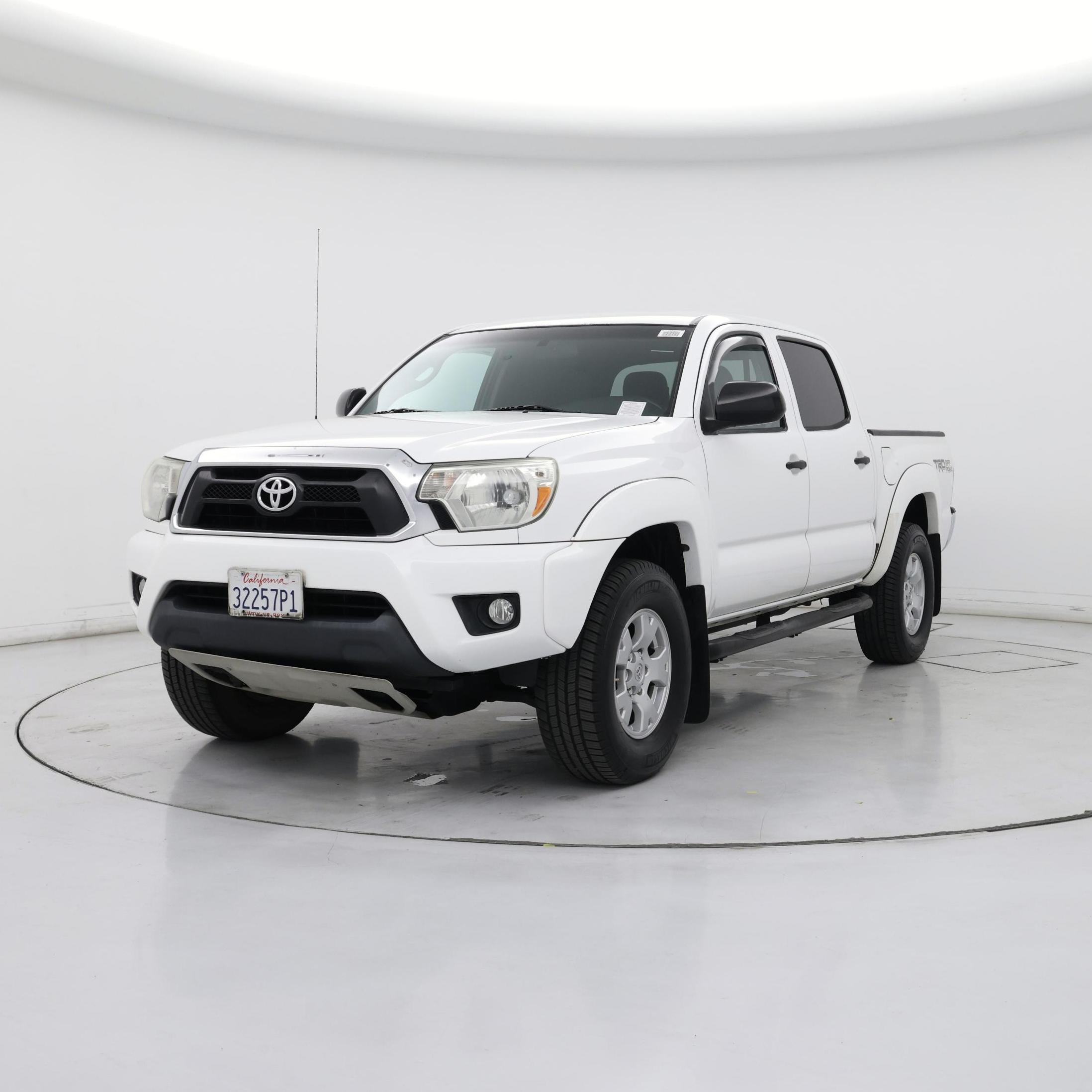 Thumbnail: 2014 Toyota Tacoma - 4