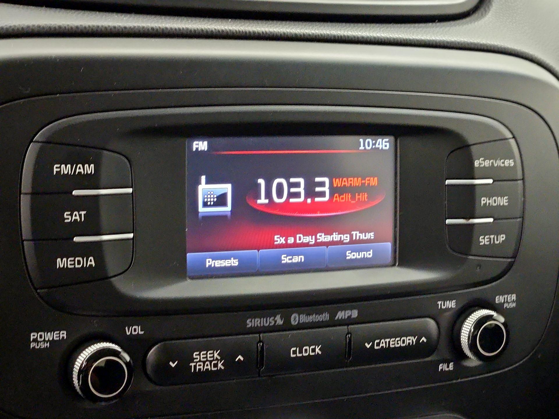 Thumbnail: 2015 Kia Soul - 14