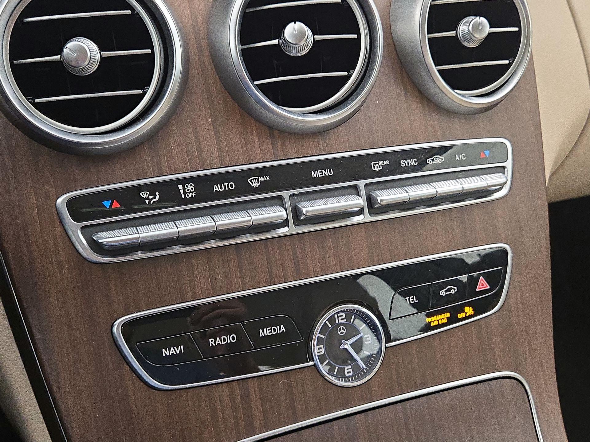 Thumbnail: 2019 Mercedes-Benz C-Class - 16