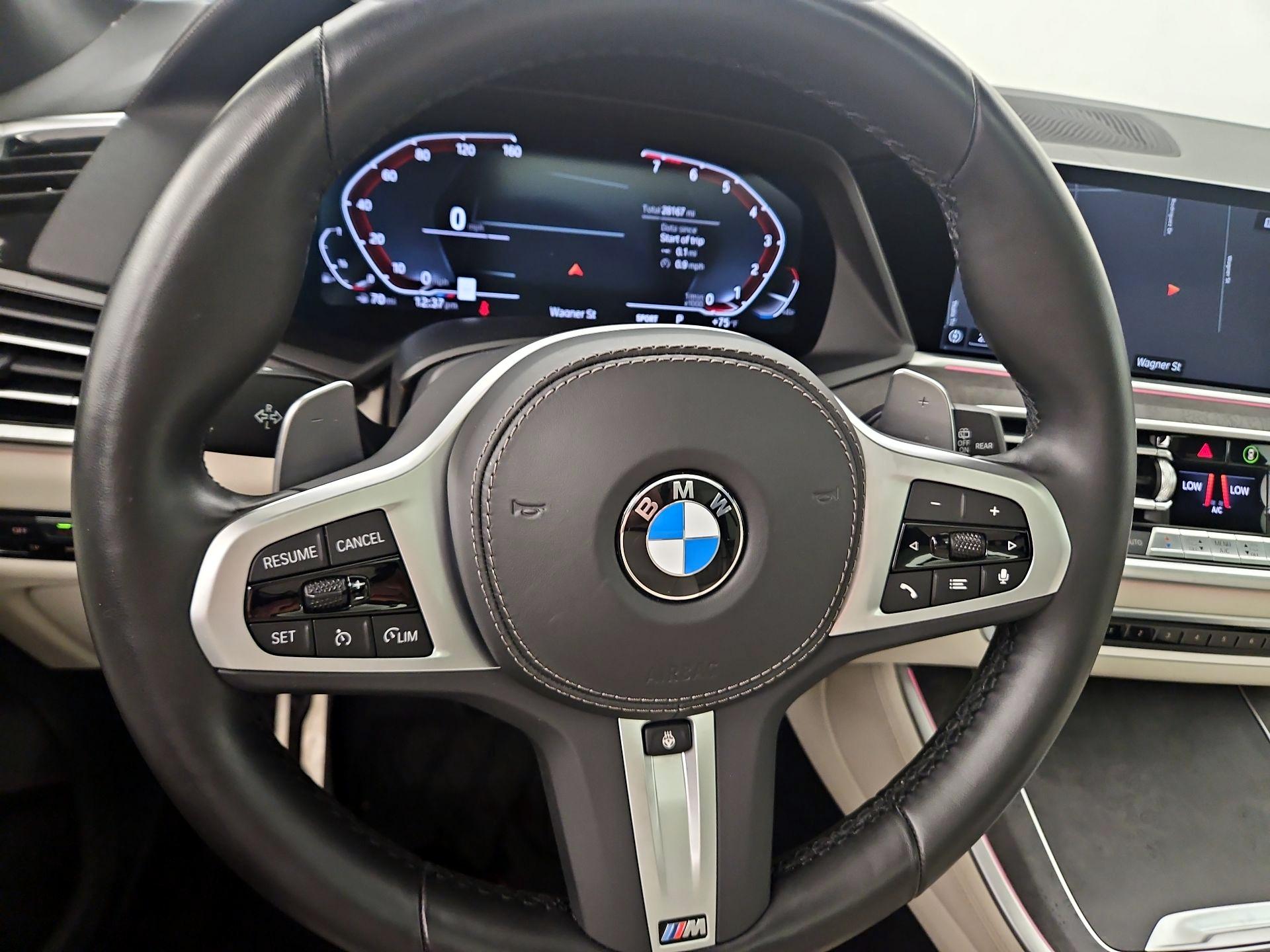 Thumbnail: 2022 BMW X5 - 10