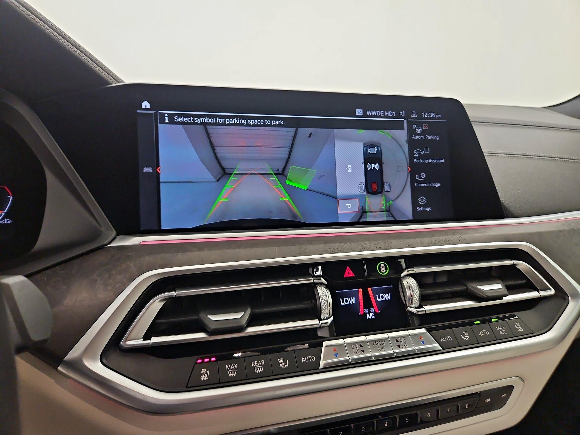 Thumbnail: 2022 BMW X5 - 15
