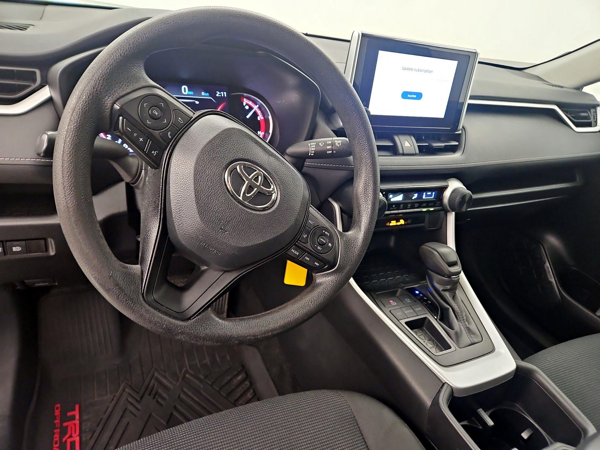 Thumbnail: 2023 Toyota RAV4 - 9