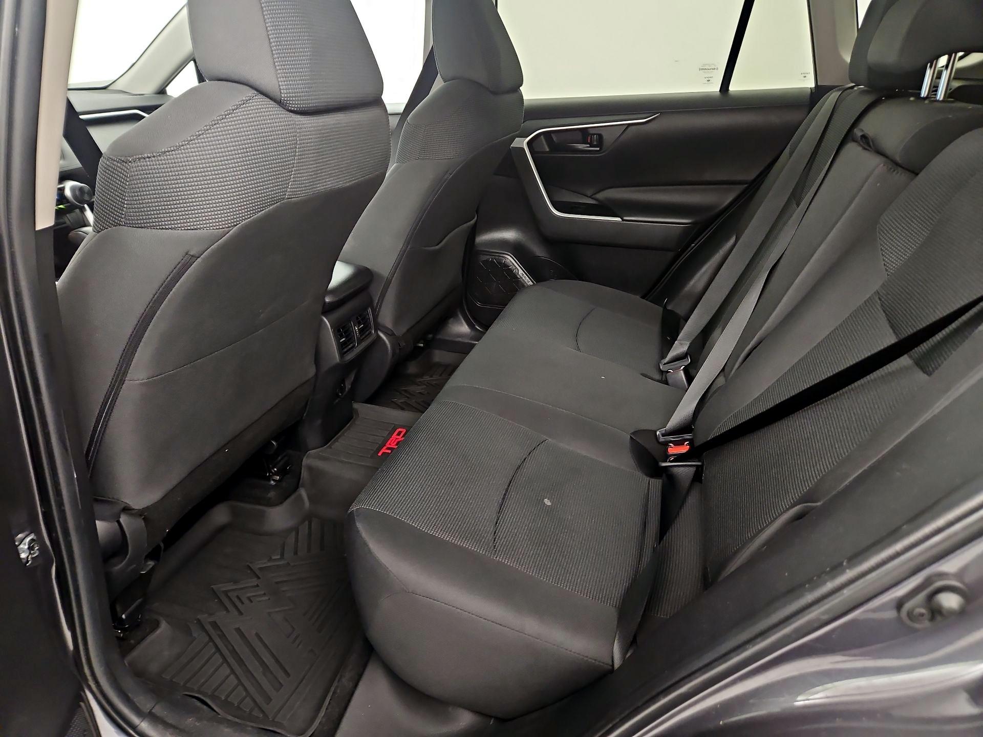 Thumbnail: 2023 Toyota RAV4 - 19