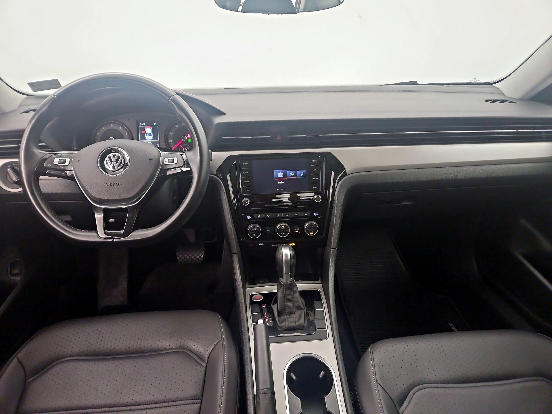 Thumbnail: 2020 Volkswagen Passat - 9