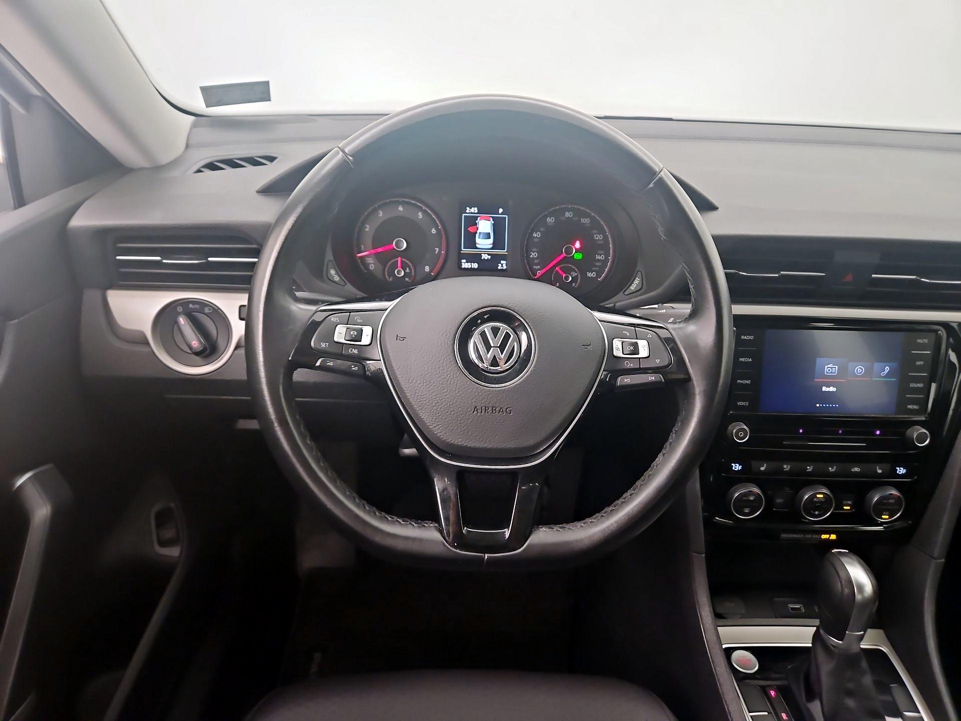 Thumbnail: 2020 Volkswagen Passat - 10
