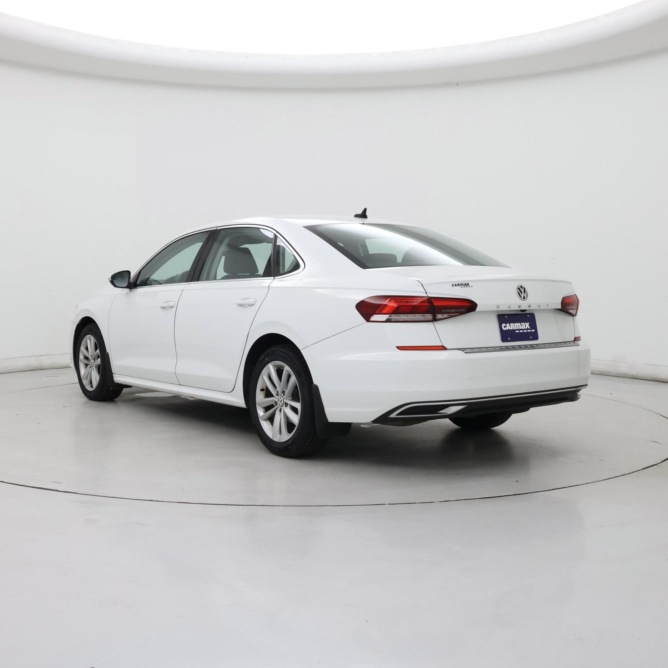Thumbnail: 2020 Volkswagen Passat - 2