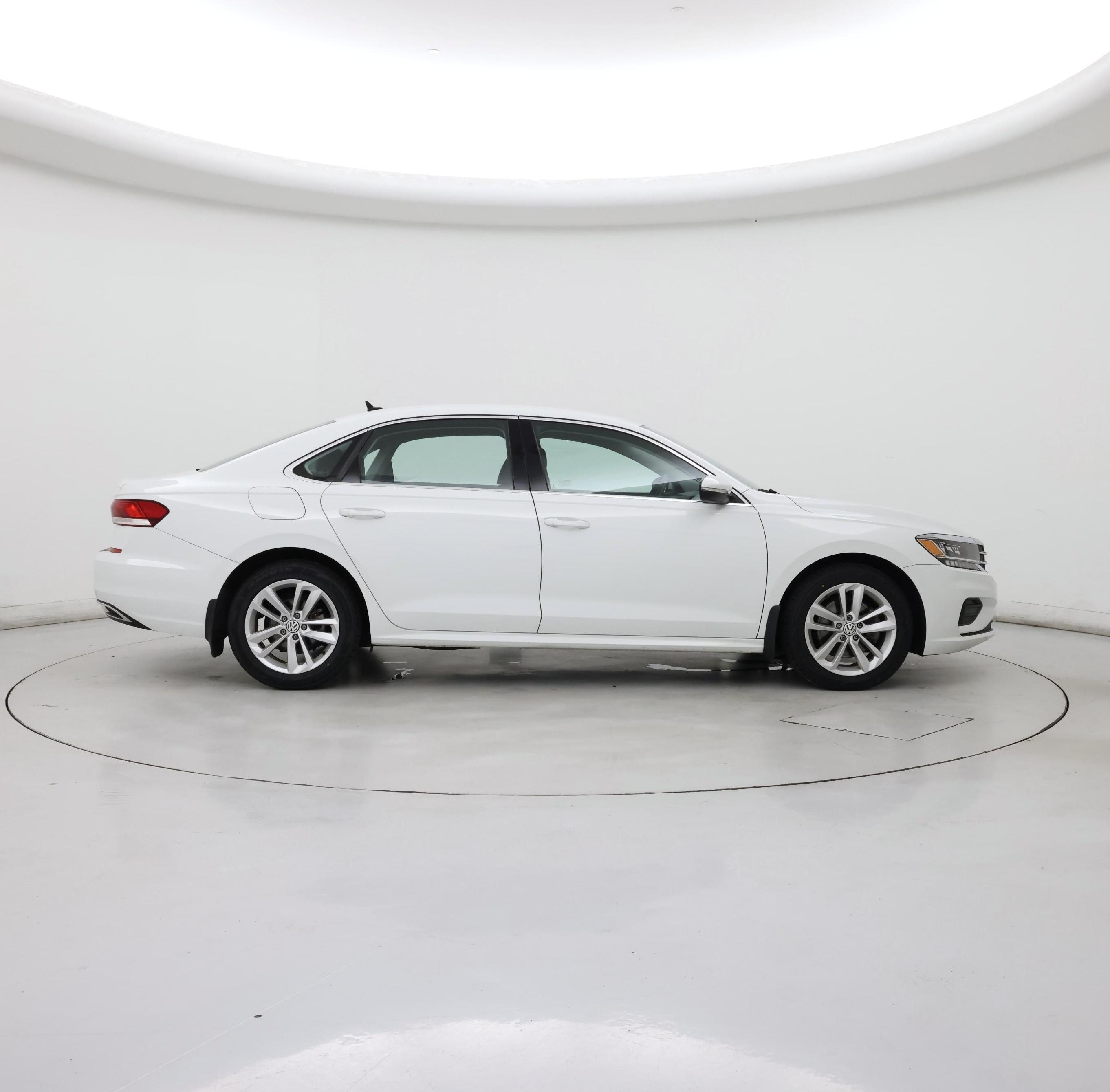 Thumbnail: 2020 Volkswagen Passat - 7