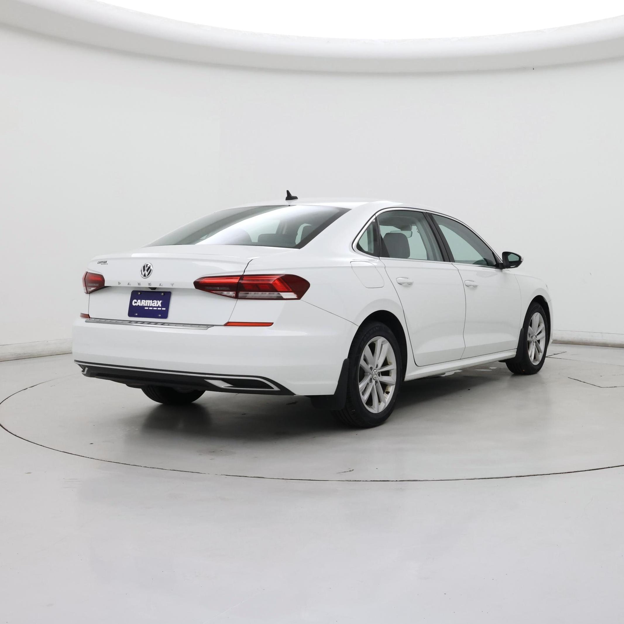 Thumbnail: 2020 Volkswagen Passat - 8