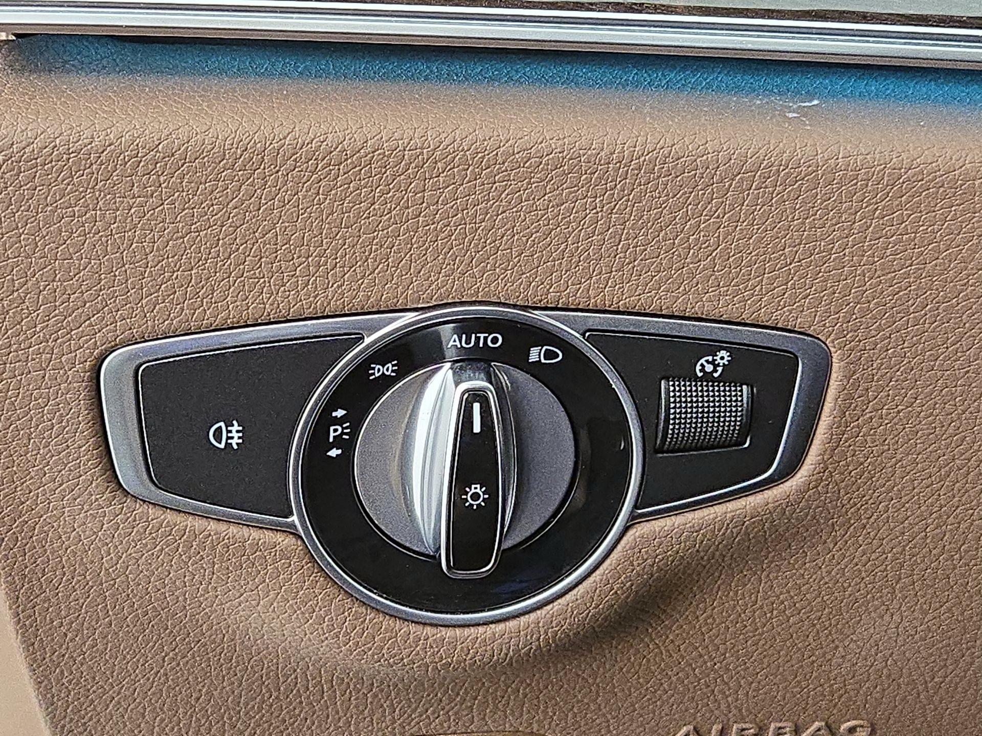 Thumbnail: 2017 Mercedes-Benz E-Class - 13