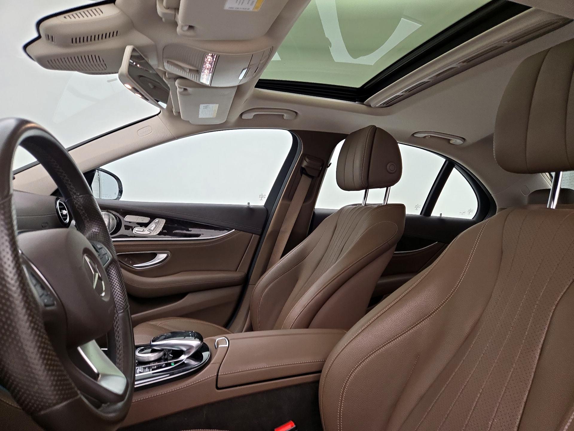 Thumbnail: 2017 Mercedes-Benz E-Class - 20