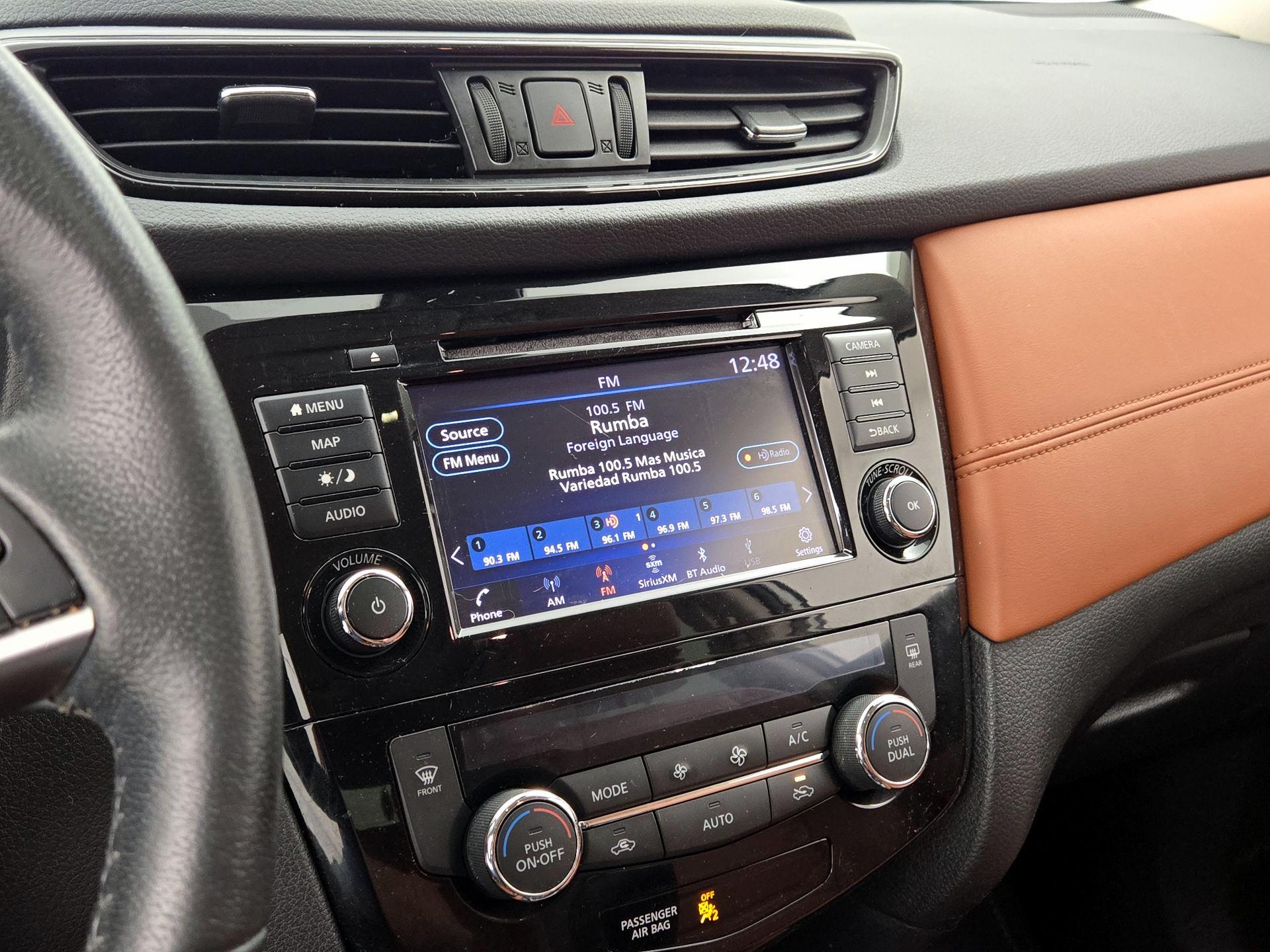 Thumbnail: 2019 Nissan Rogue - 15