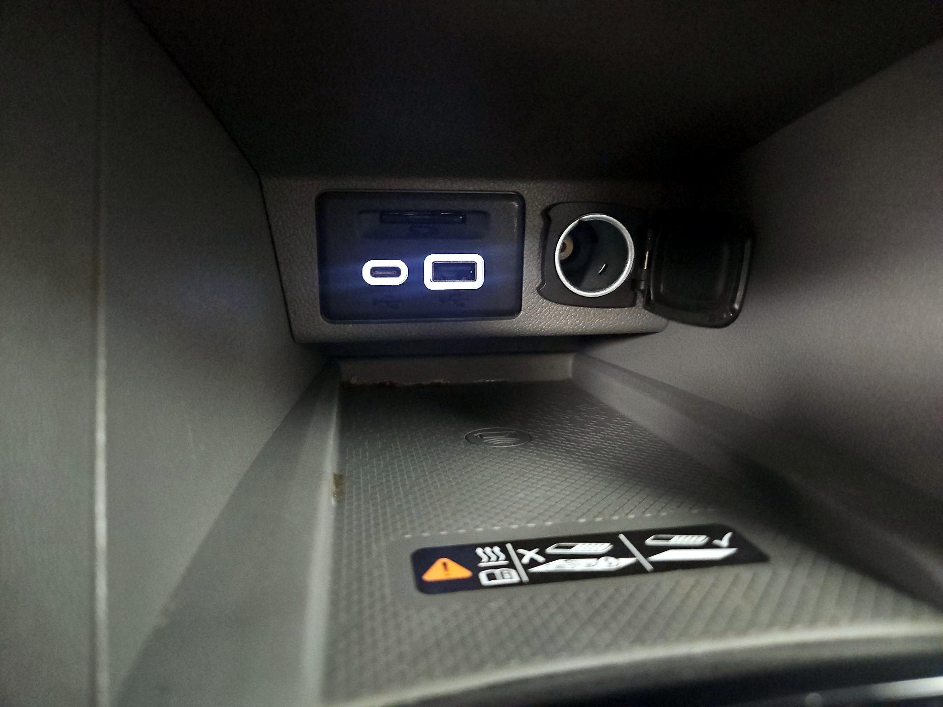 Thumbnail: 2023 Chevrolet Bolt EUV - 19