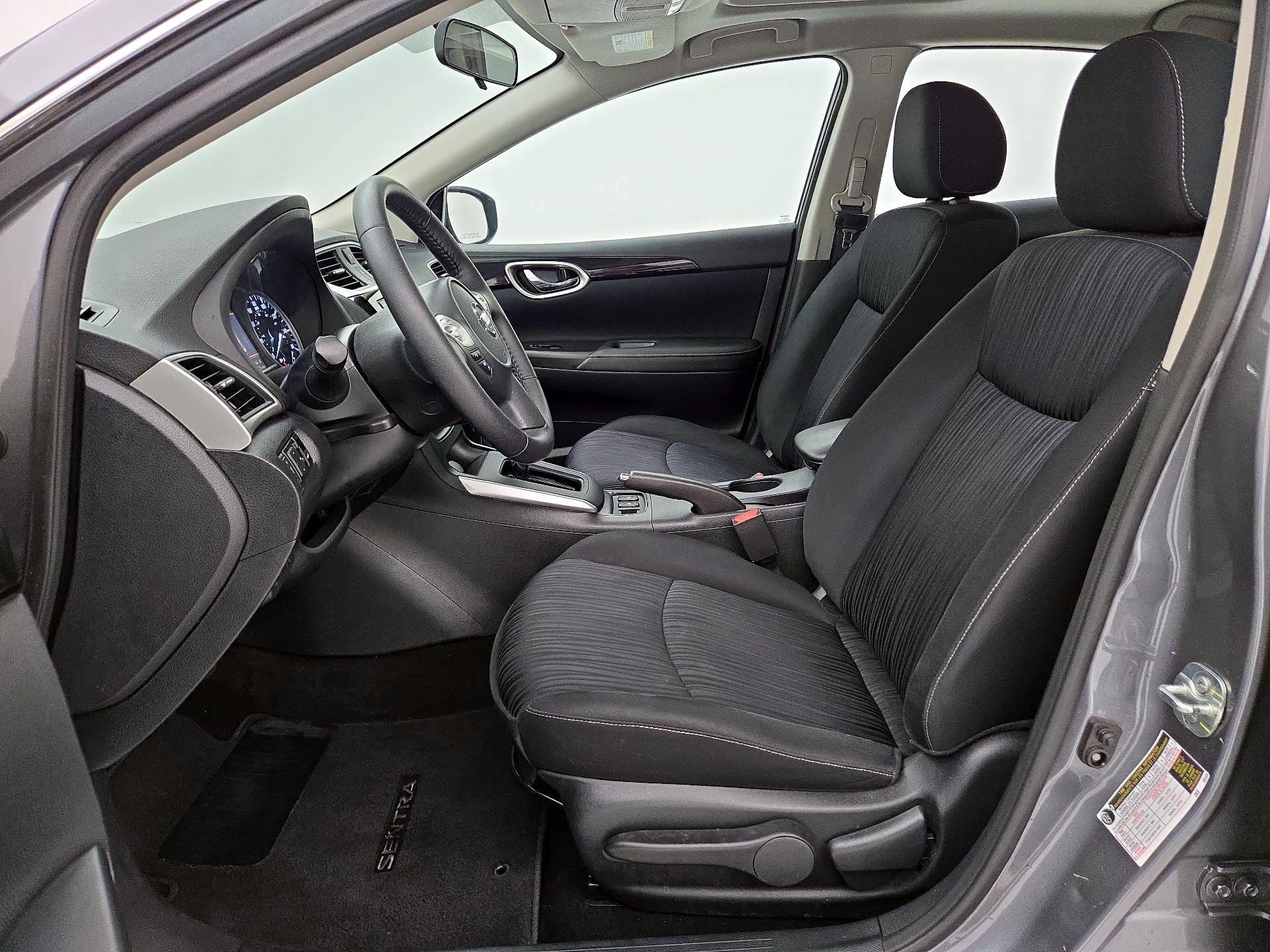 Thumbnail: 2019 Nissan Sentra - 11